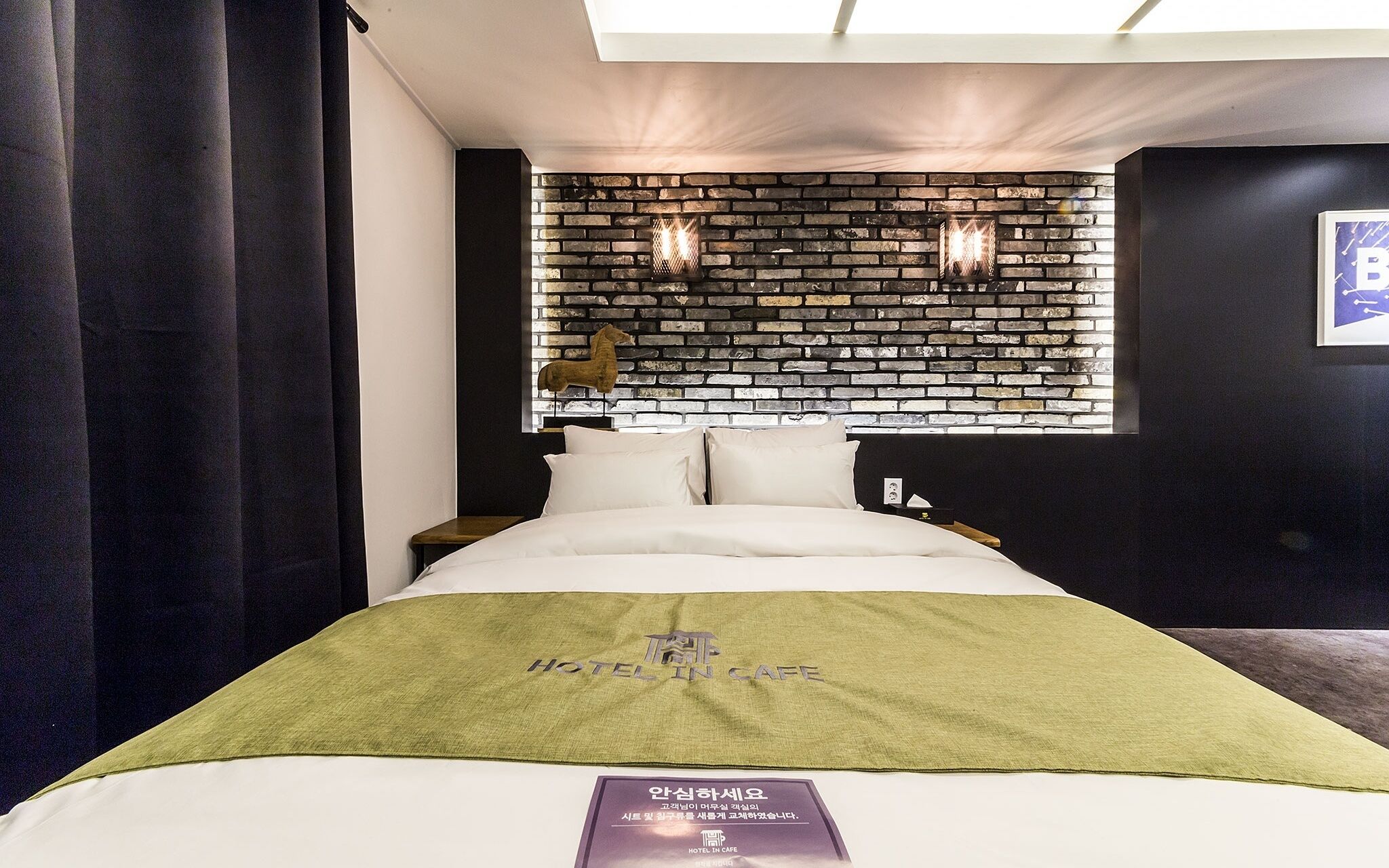 Sanbon Hotel in Cafe