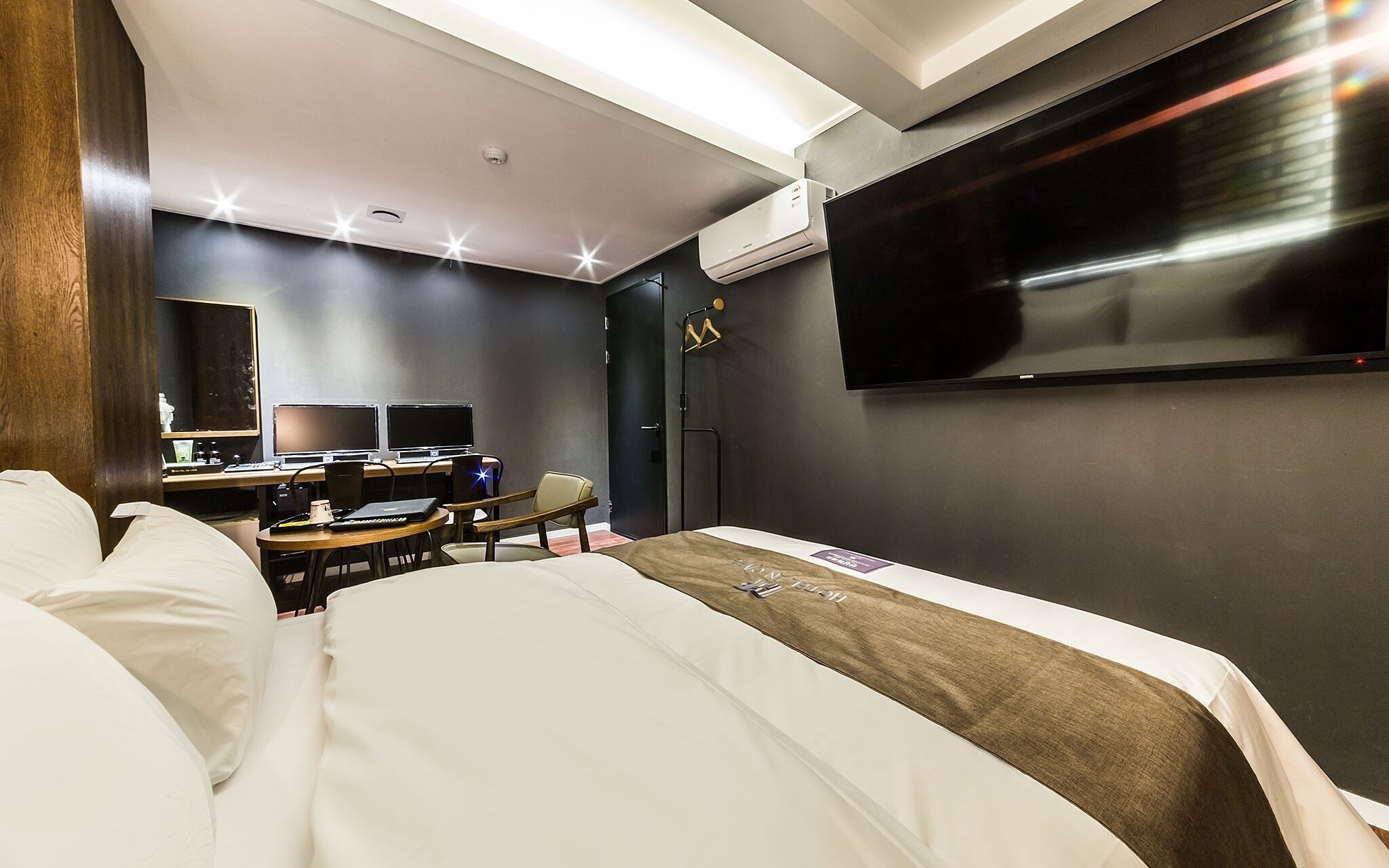 Sanbon Hotel in Cafe