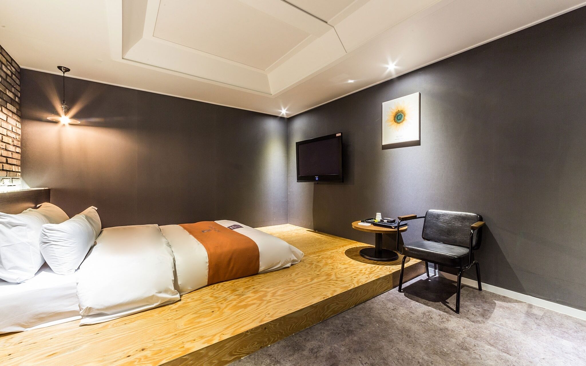 Sanbon Hotel in Cafe