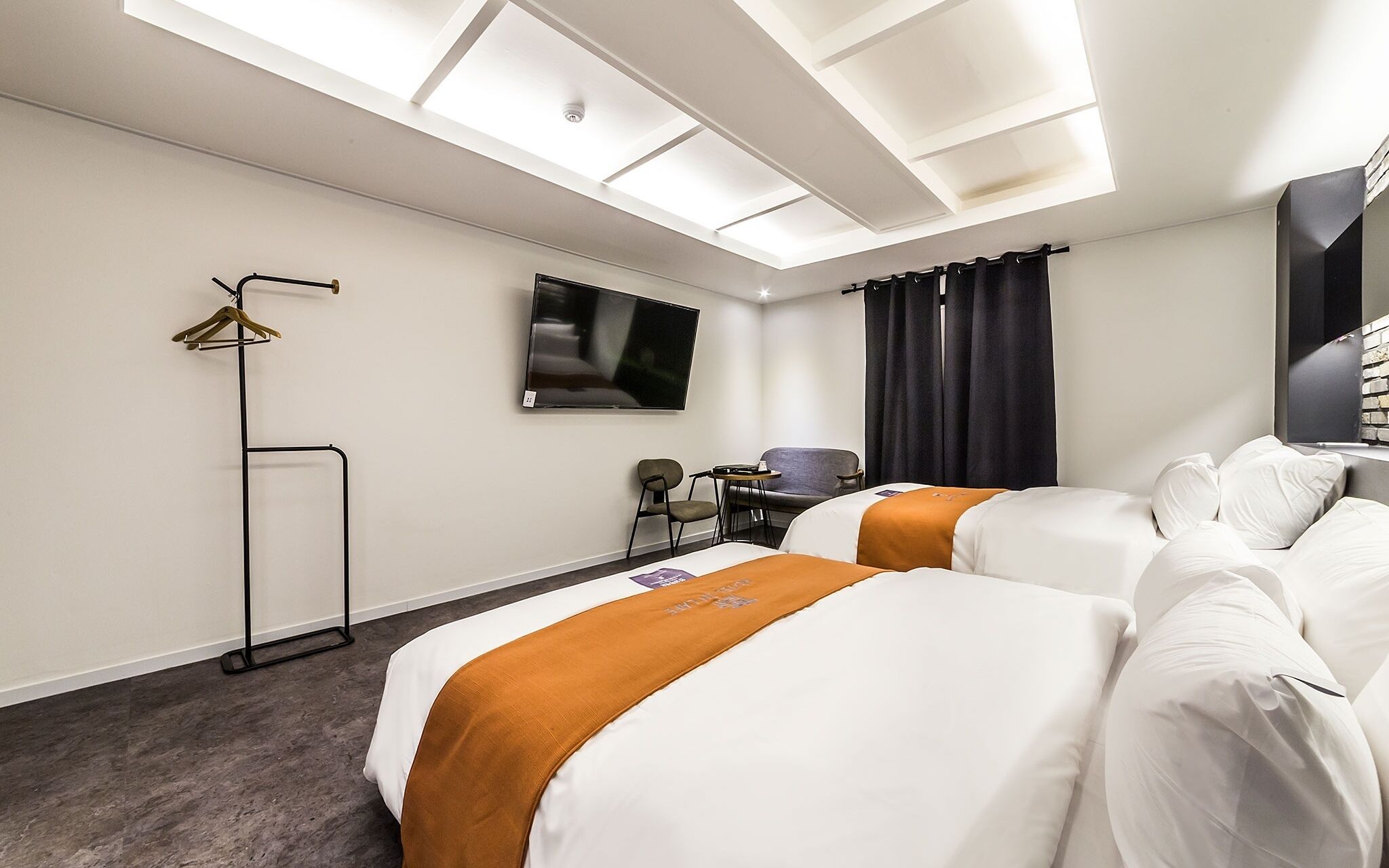 Sanbon Hotel in Cafe