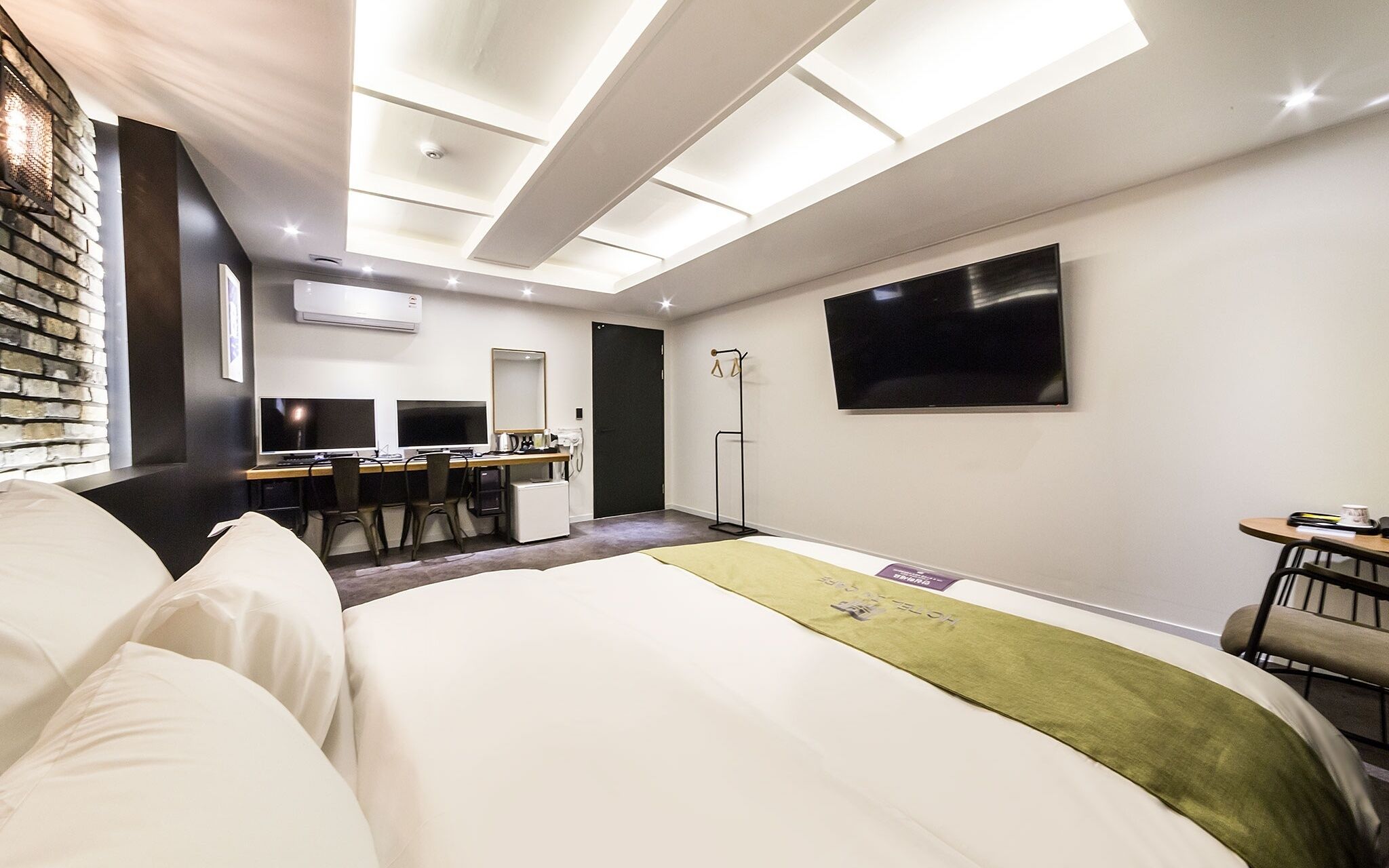 Sanbon Hotel in Cafe