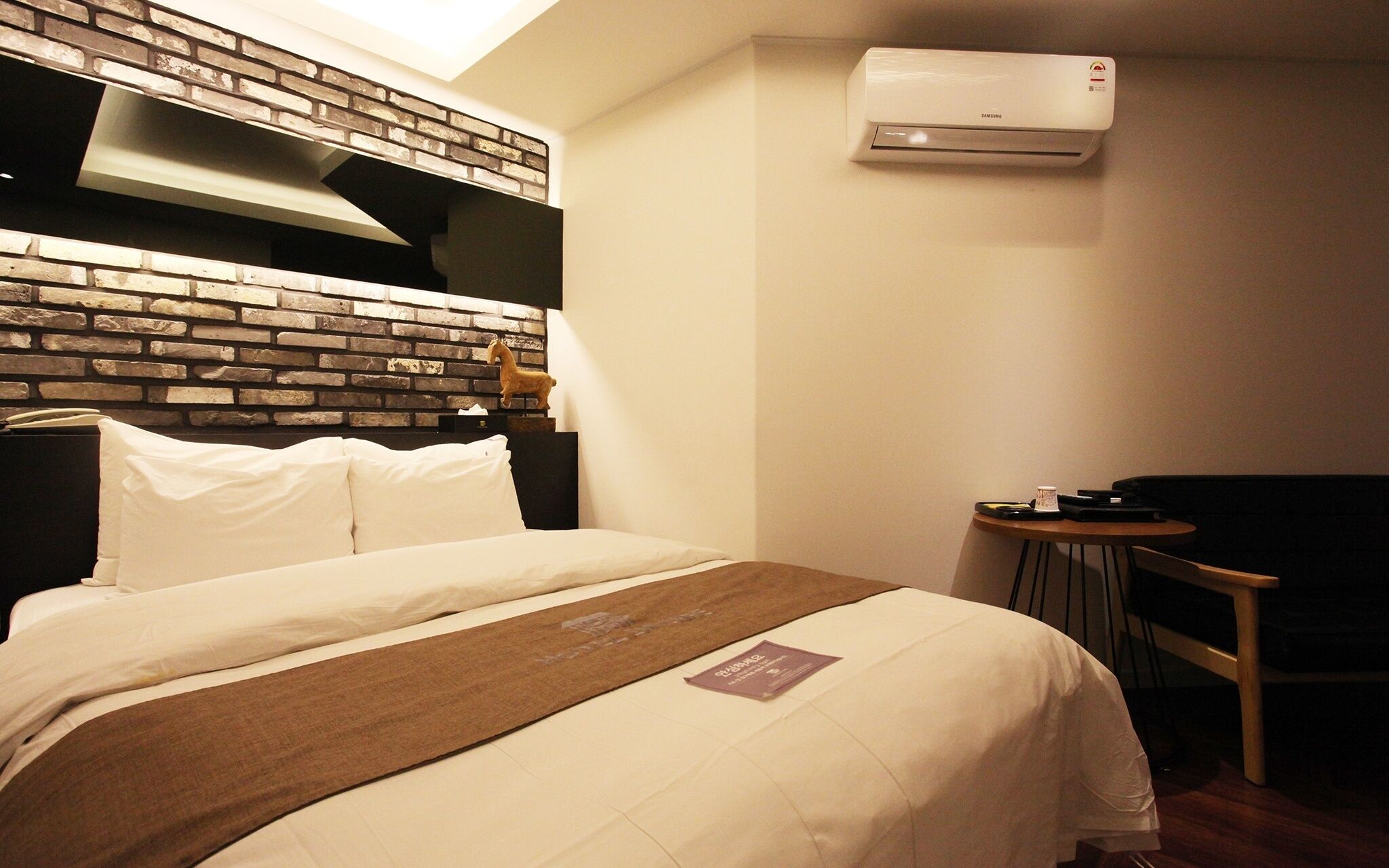 Sanbon Hotel in Cafe