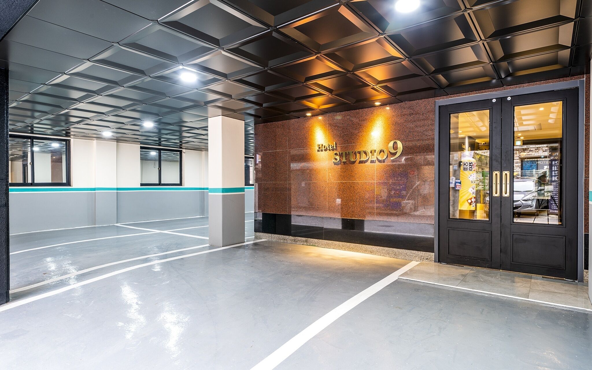 Guri Studio 9