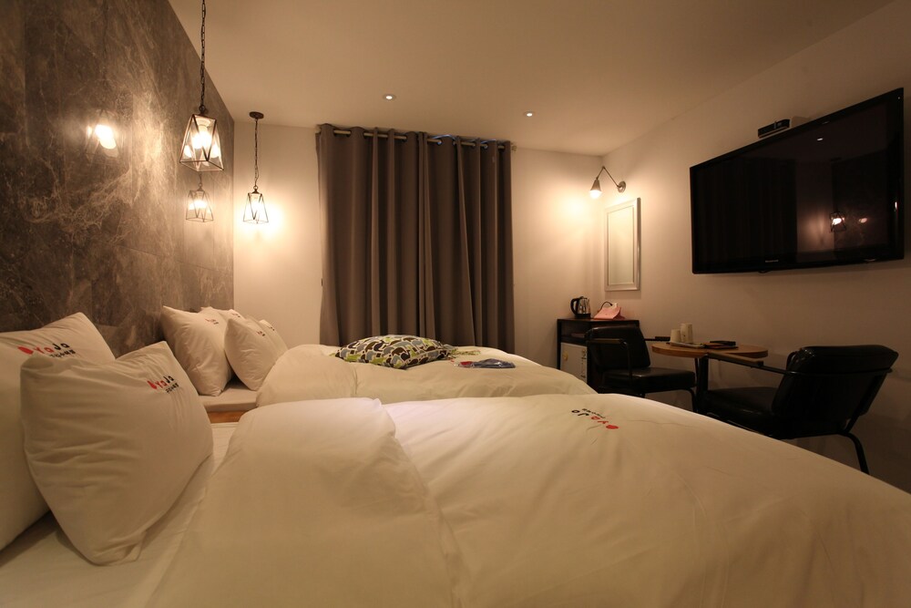 Hotel Yaja Guri Sutaek