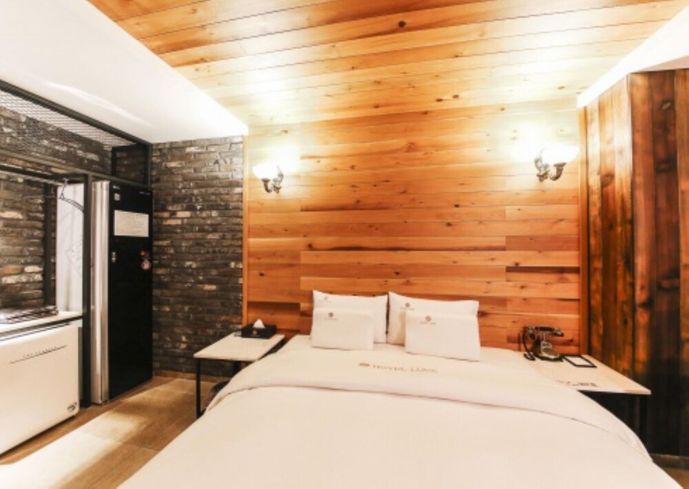 Luce Hotel