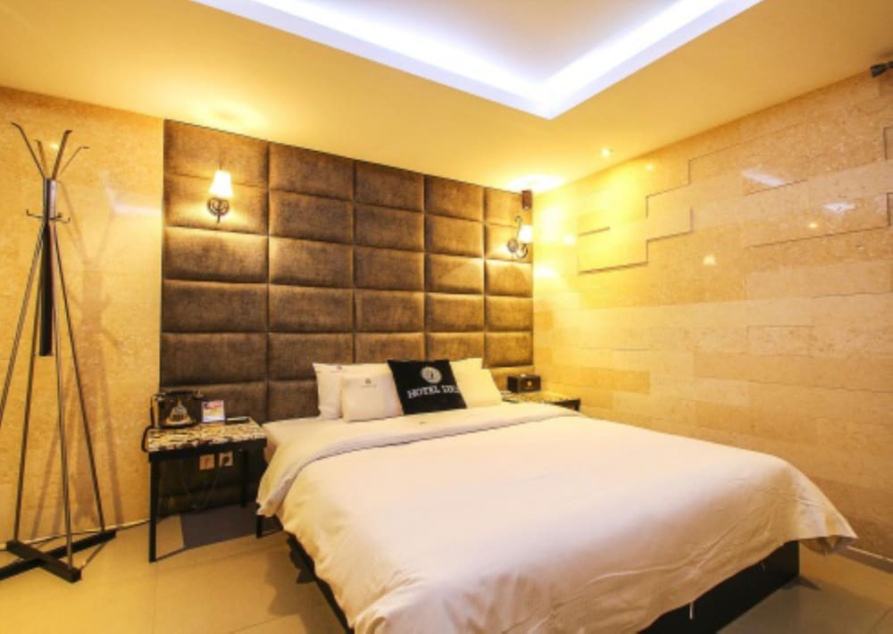 Luce Hotel