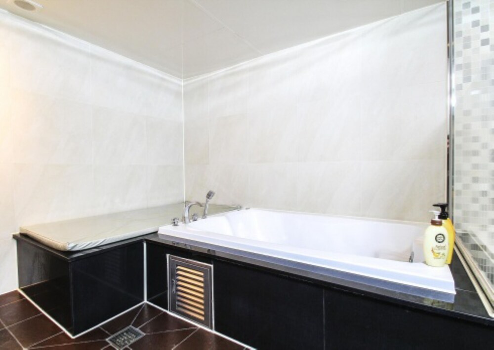 Luce Hotel