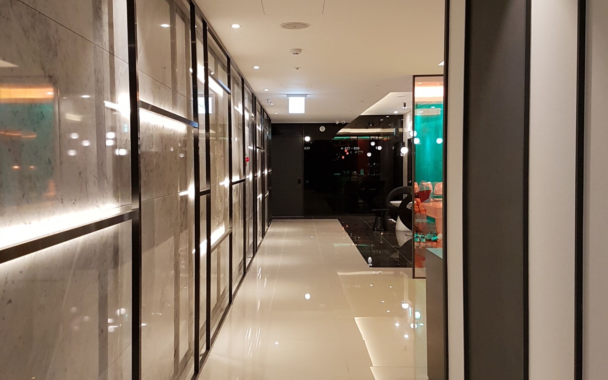 Hanam Alice Next Door