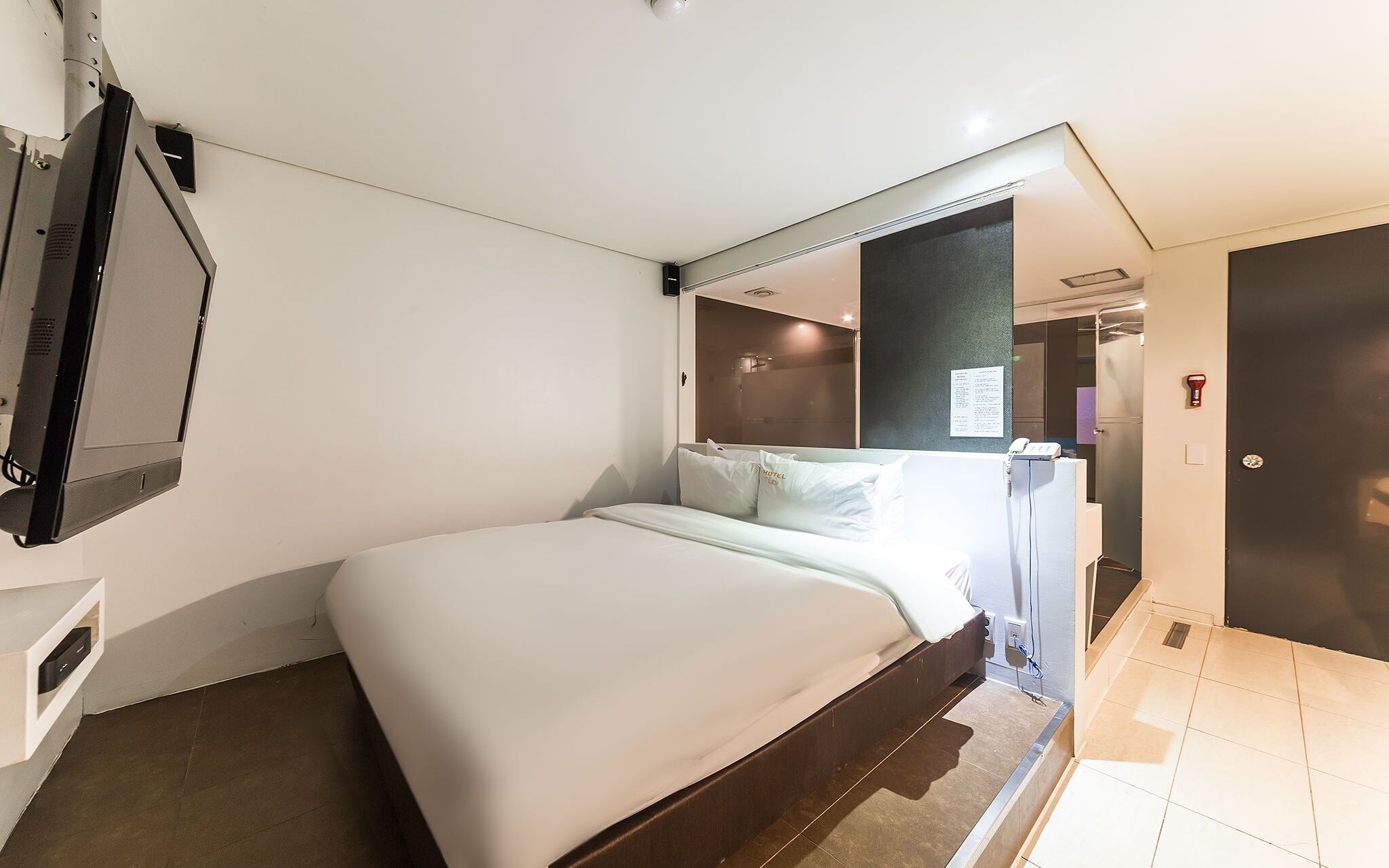 Hanam Lucy Hotel