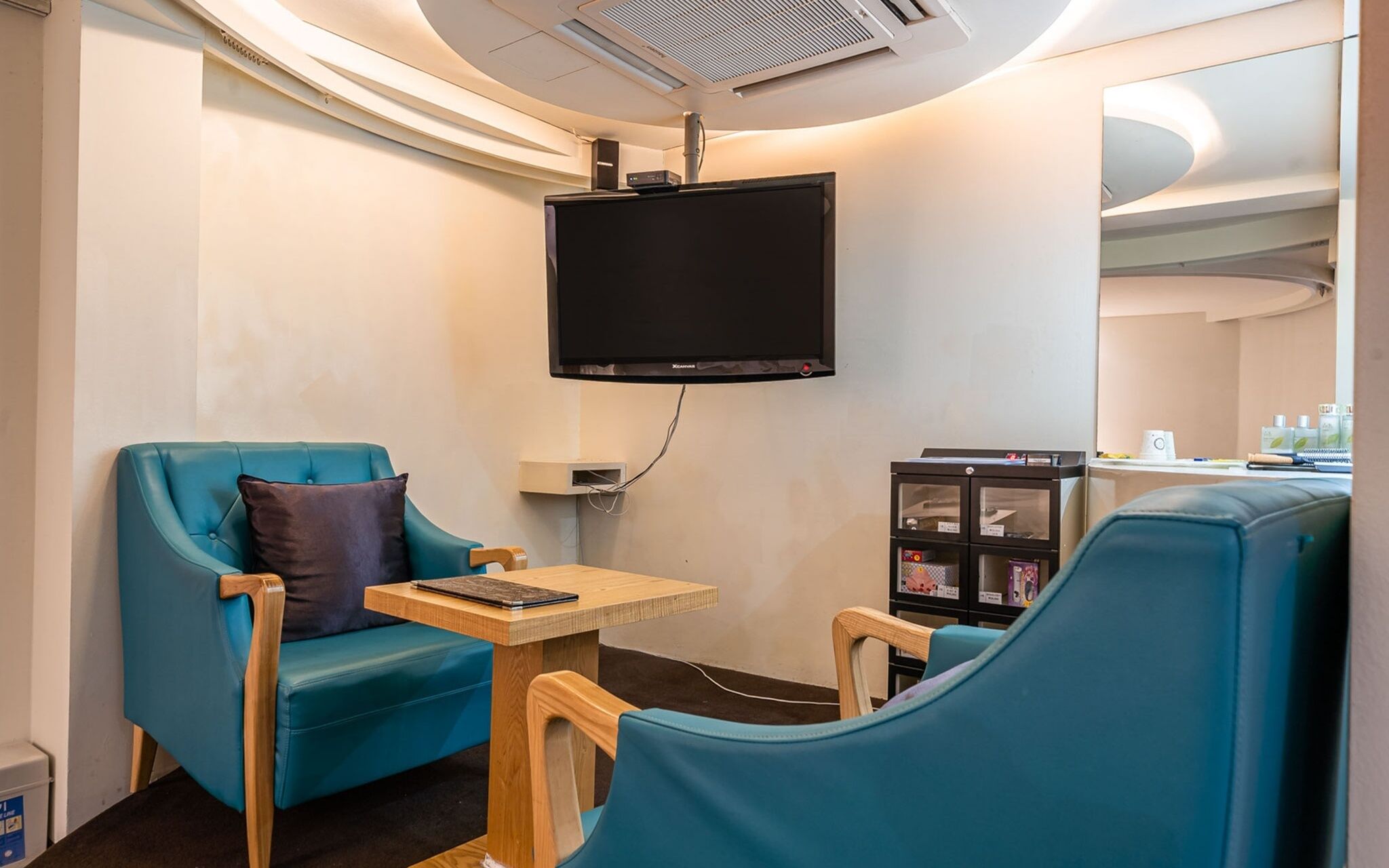 Hanam Lucy Hotel