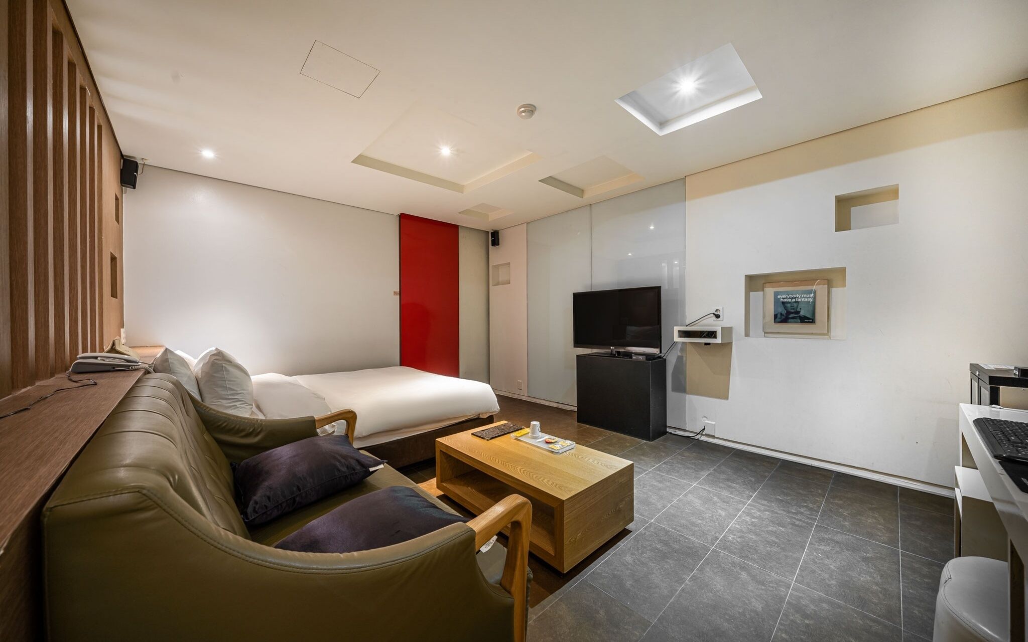 Hanam Lucy Hotel