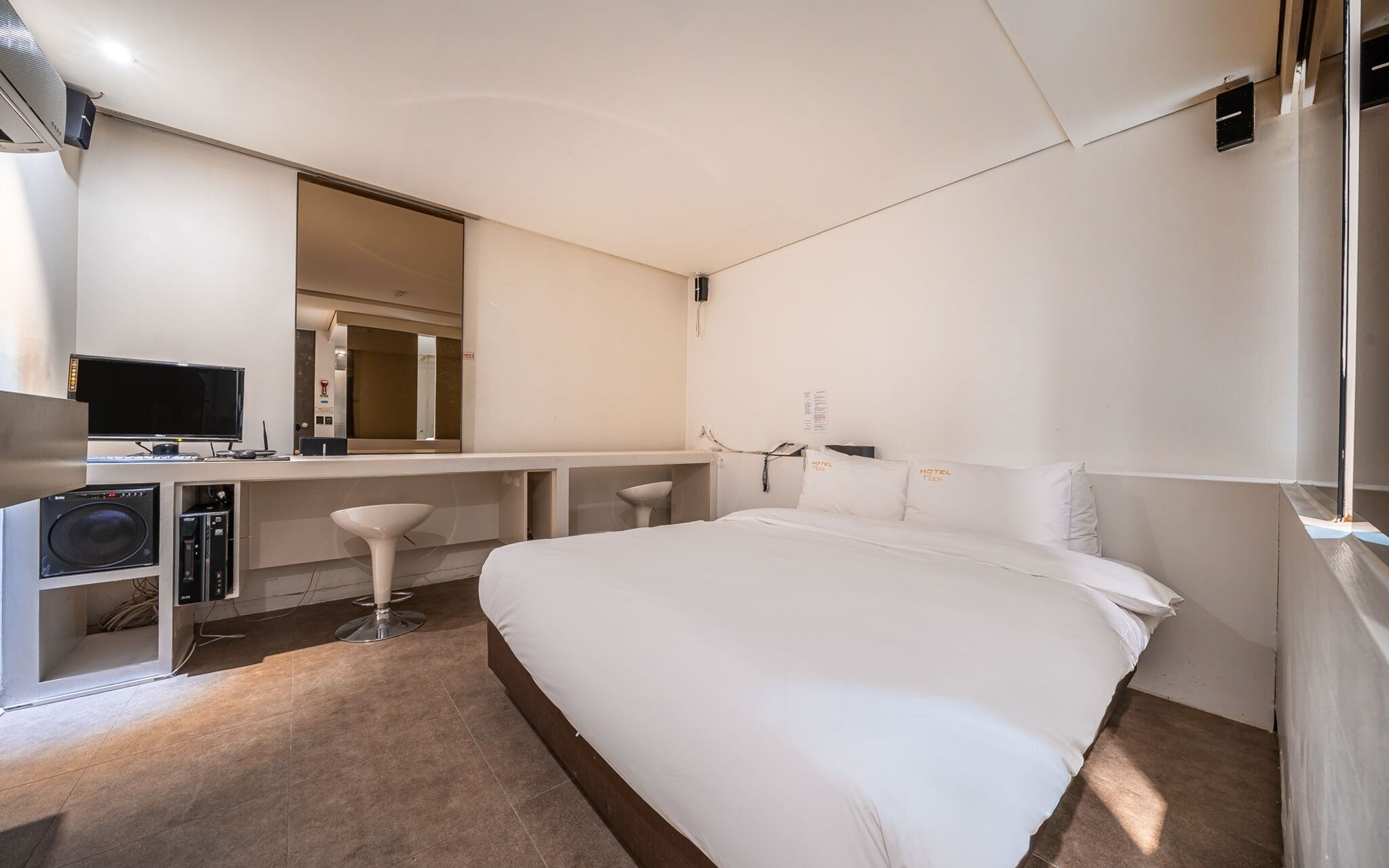 Hanam Lucy Hotel