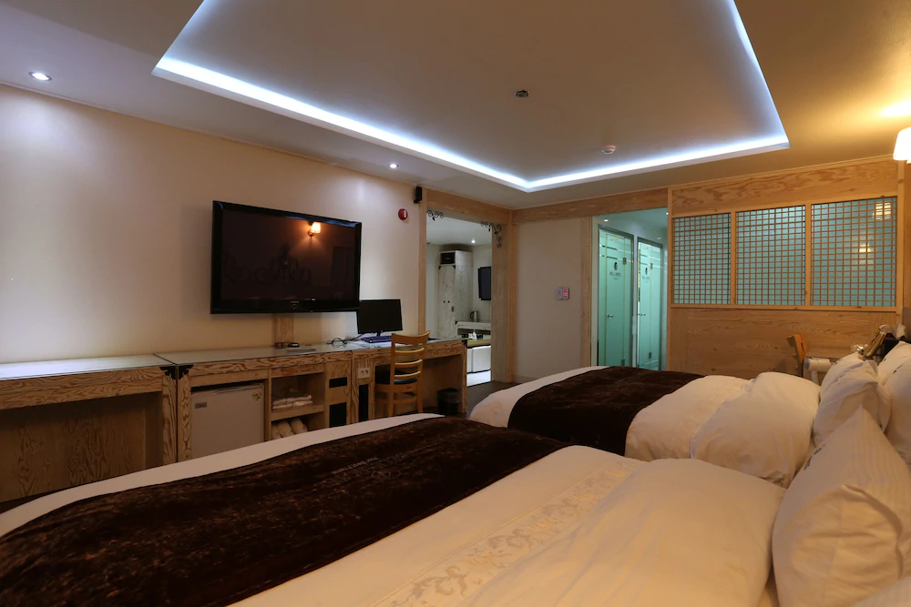 Simjak Hotel Dongtan By Aank