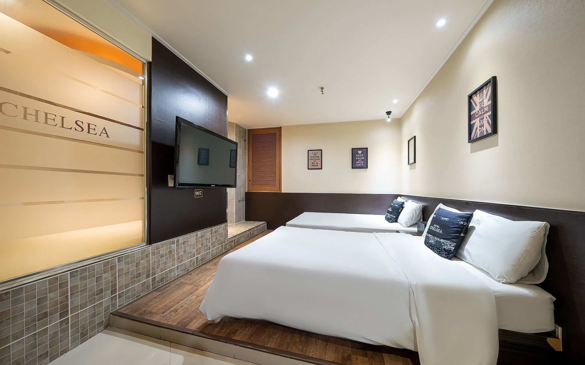 Chelsea The Premium Hotel