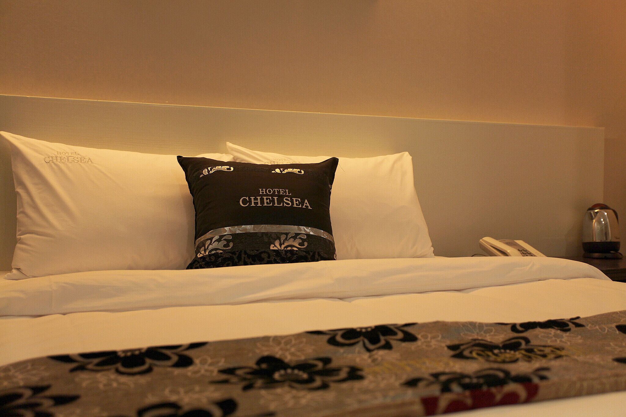 Chelsea The Premium Hotel