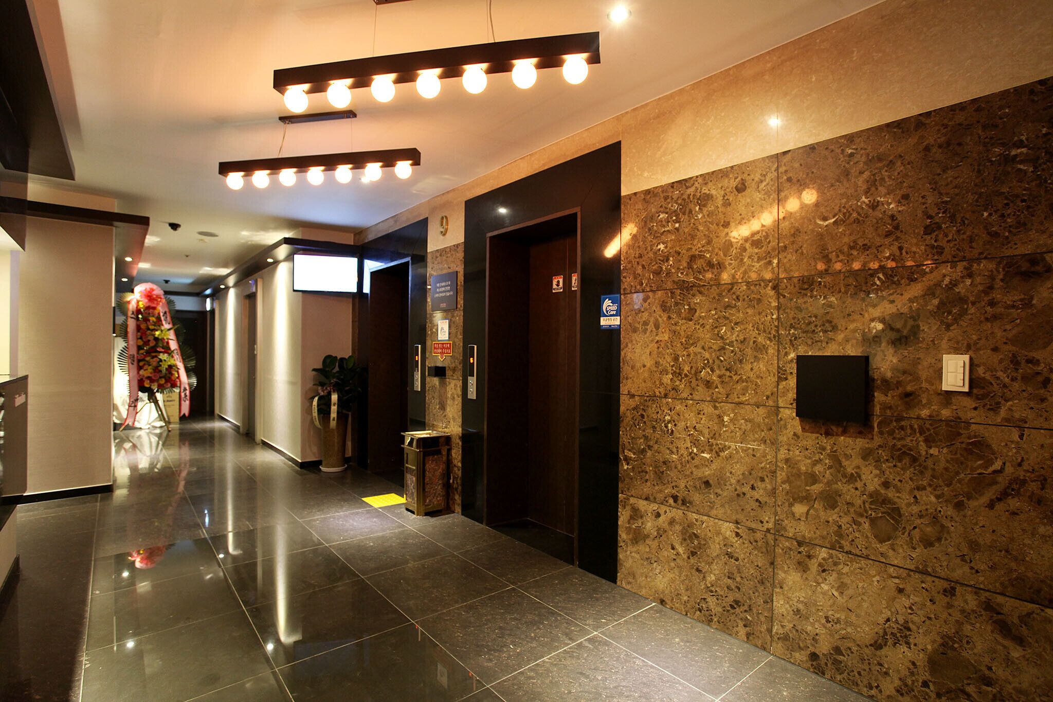 Chelsea The Premium Hotel