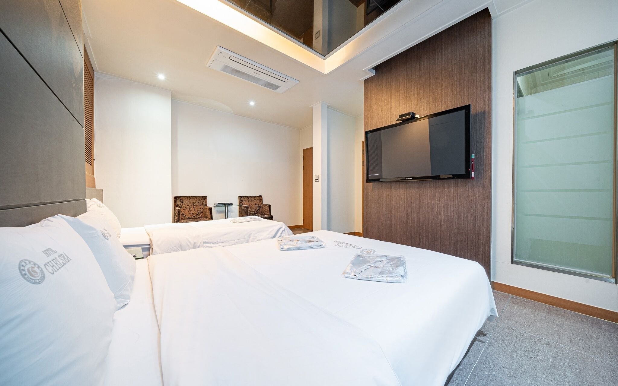 Chelsea The Premium Hotel