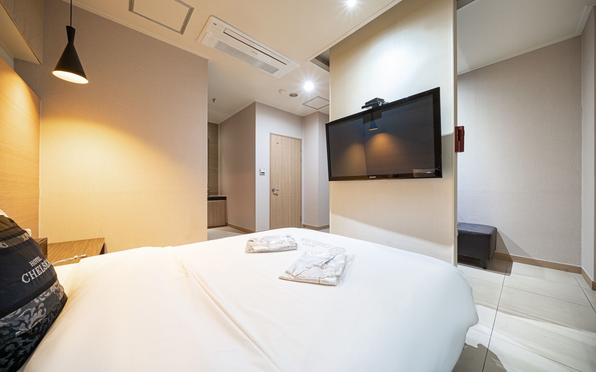 Chelsea The Premium Hotel