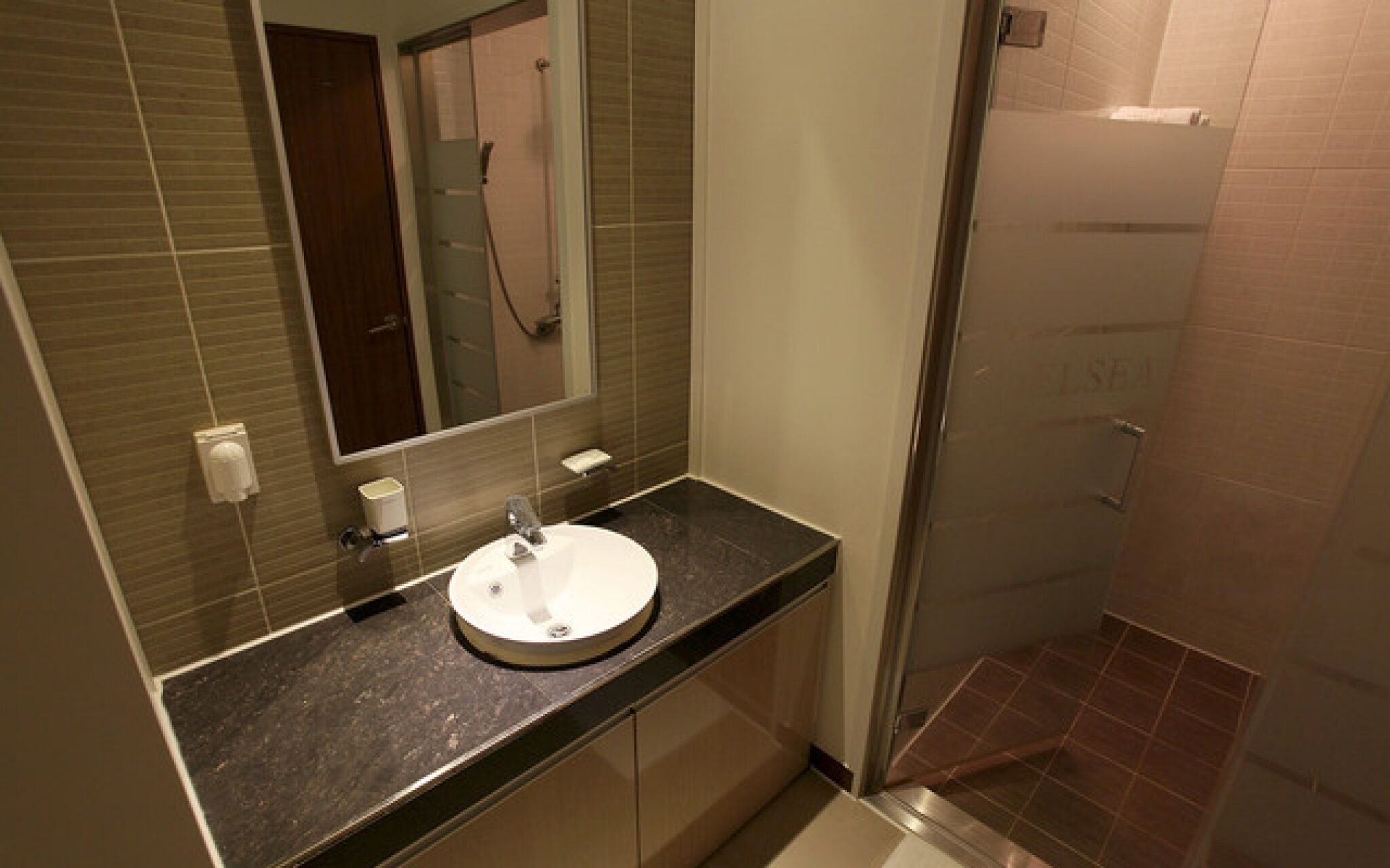 Chelsea The Premium Hotel