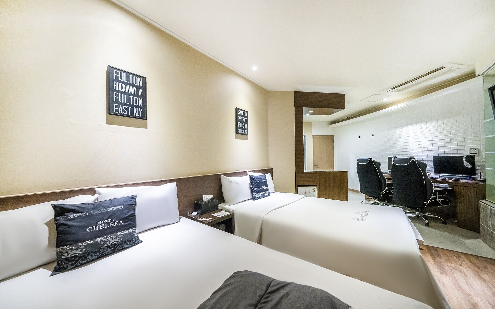 Chelsea The Premium Hotel