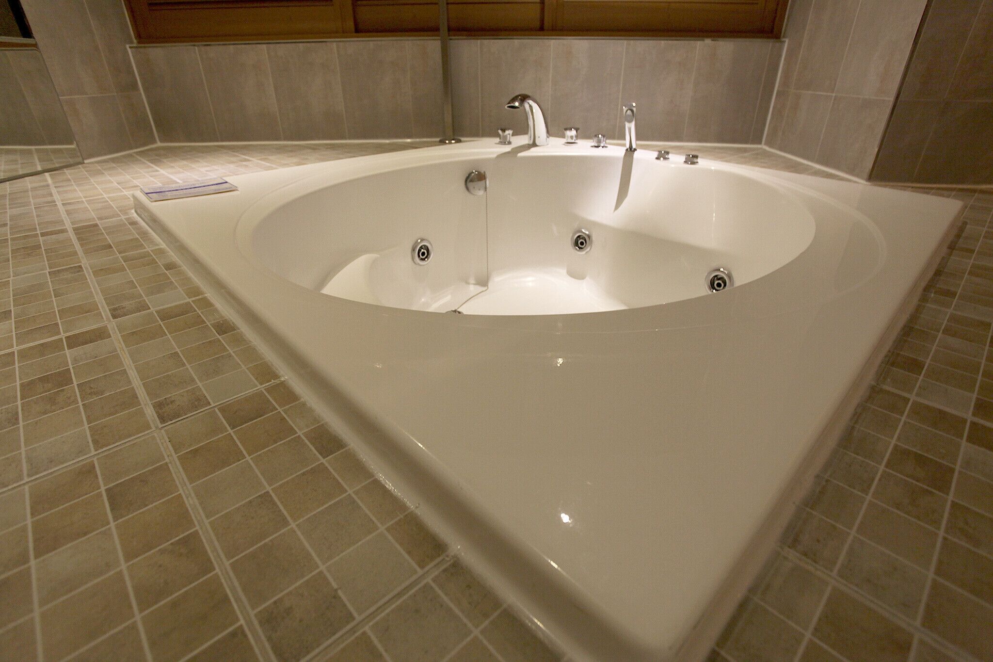 Chelsea The Premium Hotel