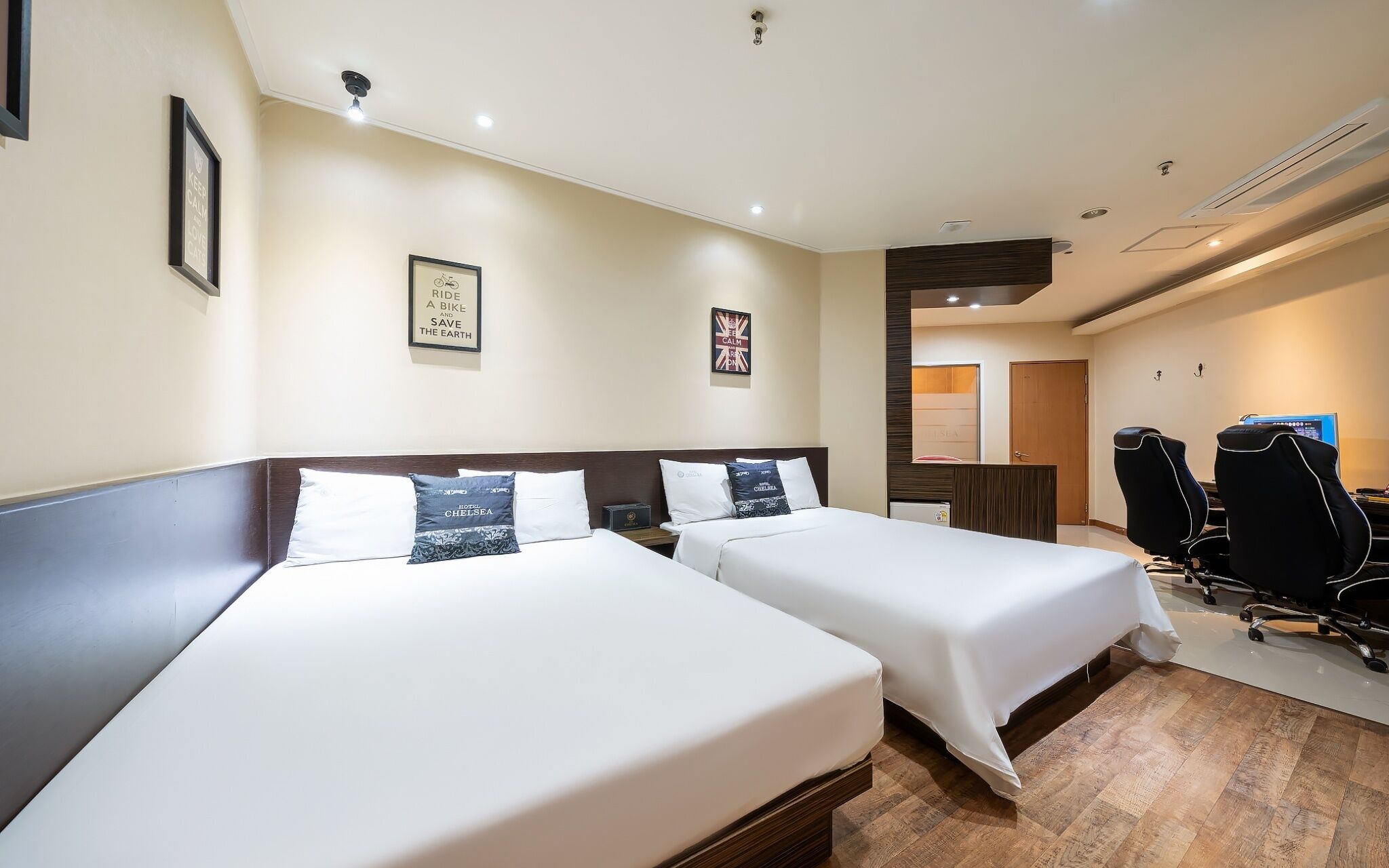 Chelsea The Premium Hotel