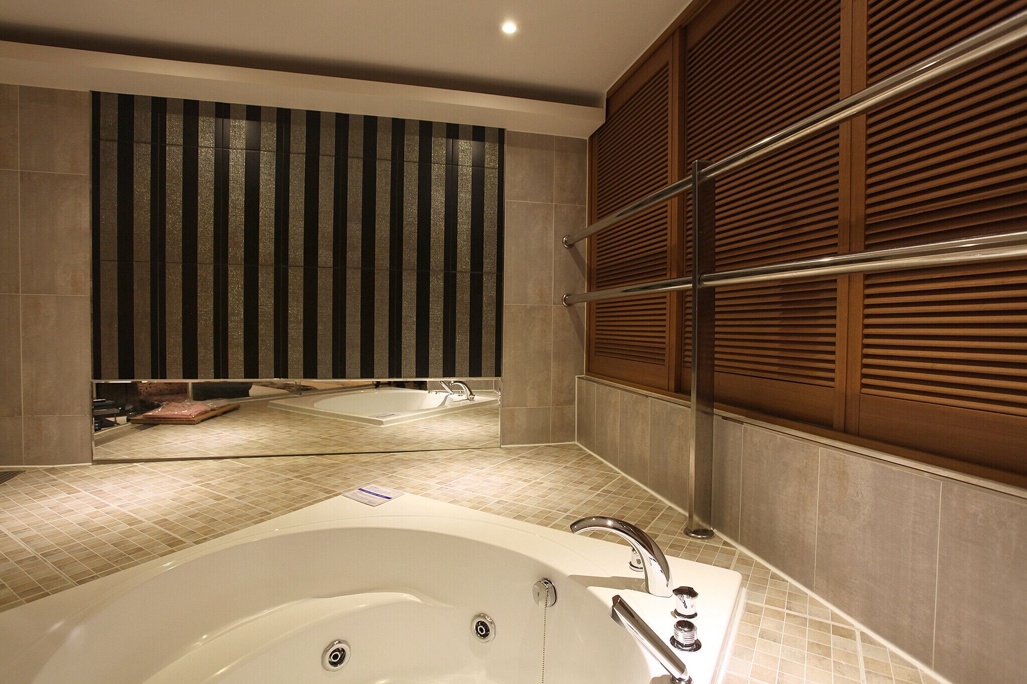 Chelsea The Premium Hotel