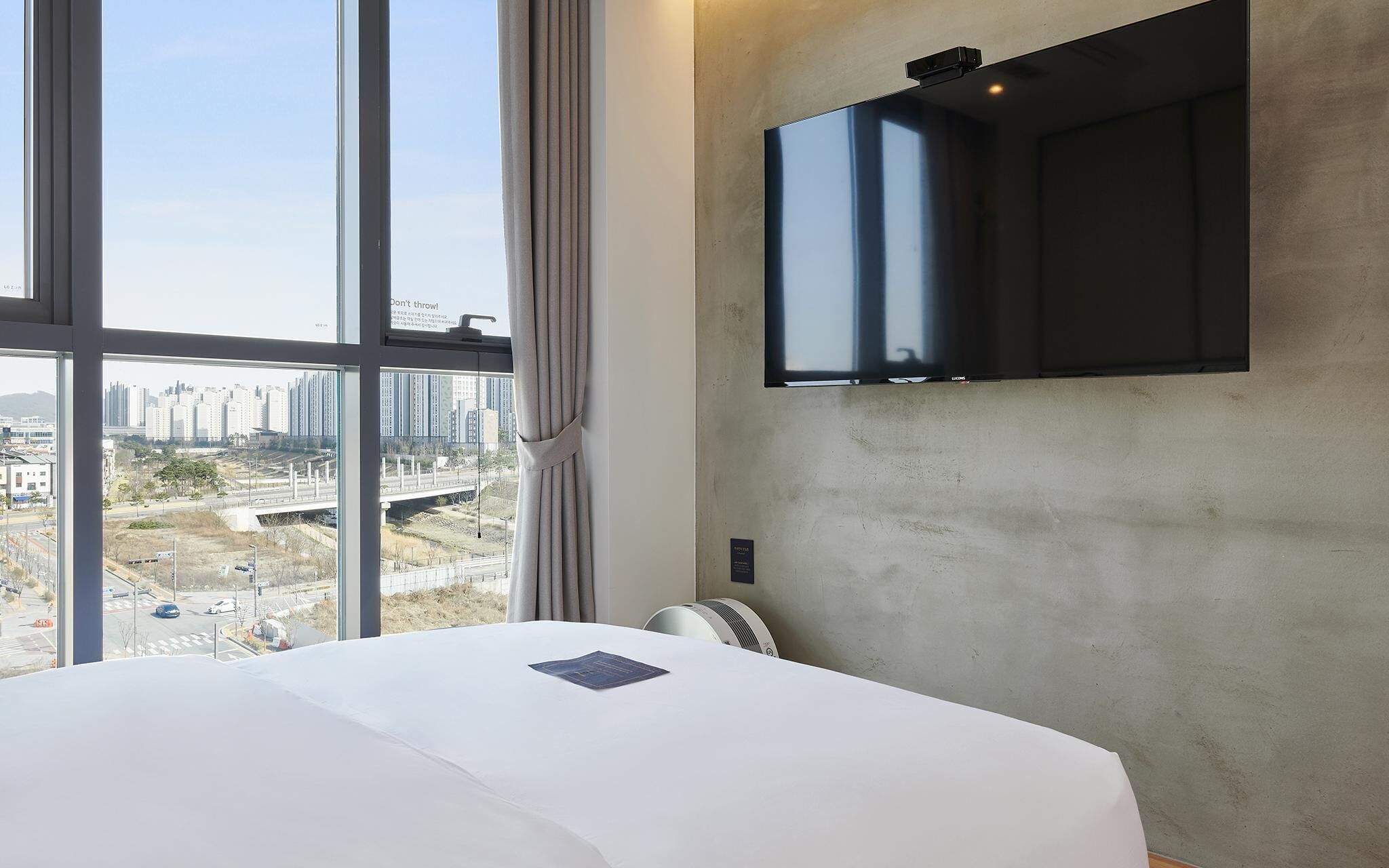 Dongtan Station Obut Hotel