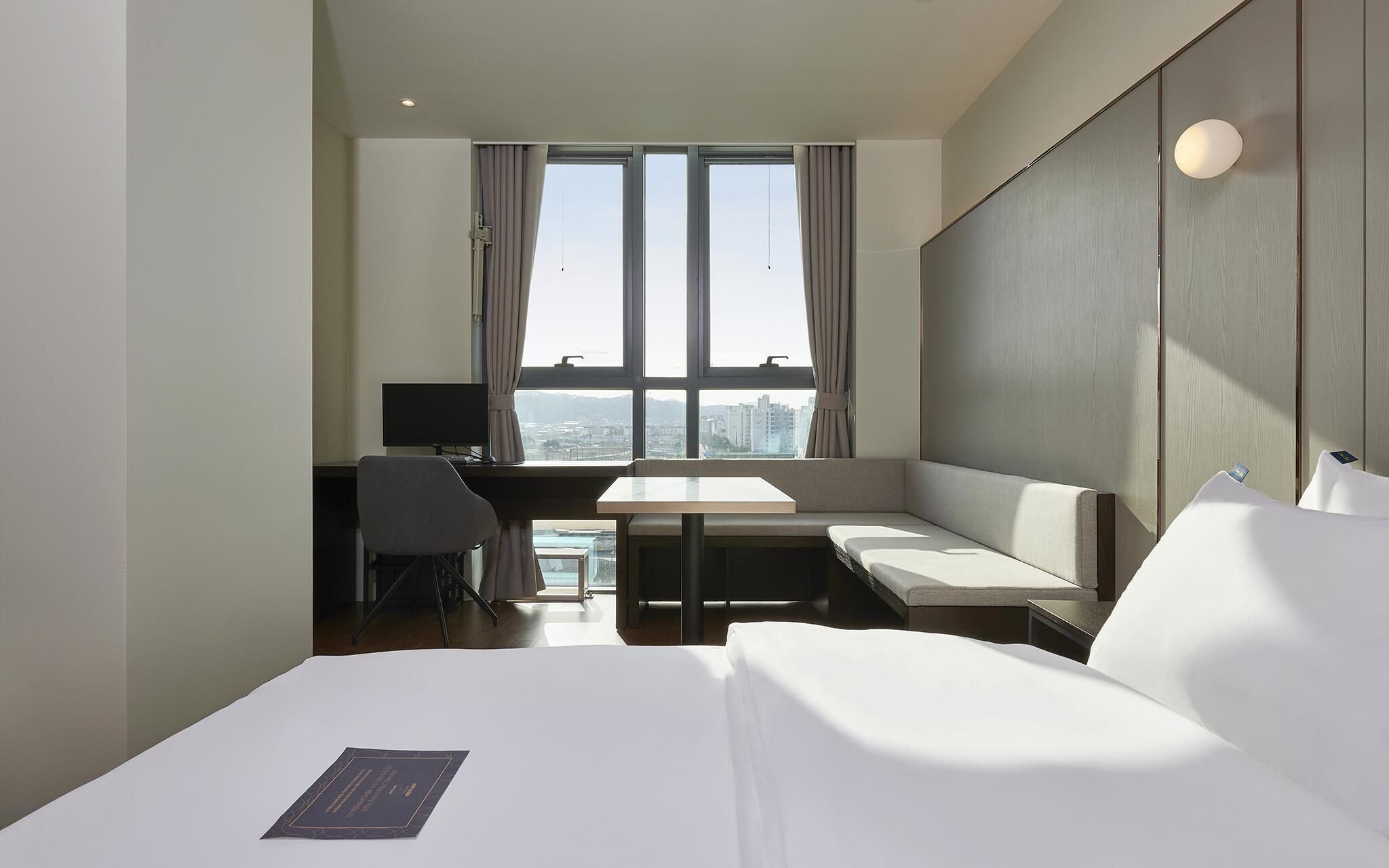 Dongtan Station Obut Hotel