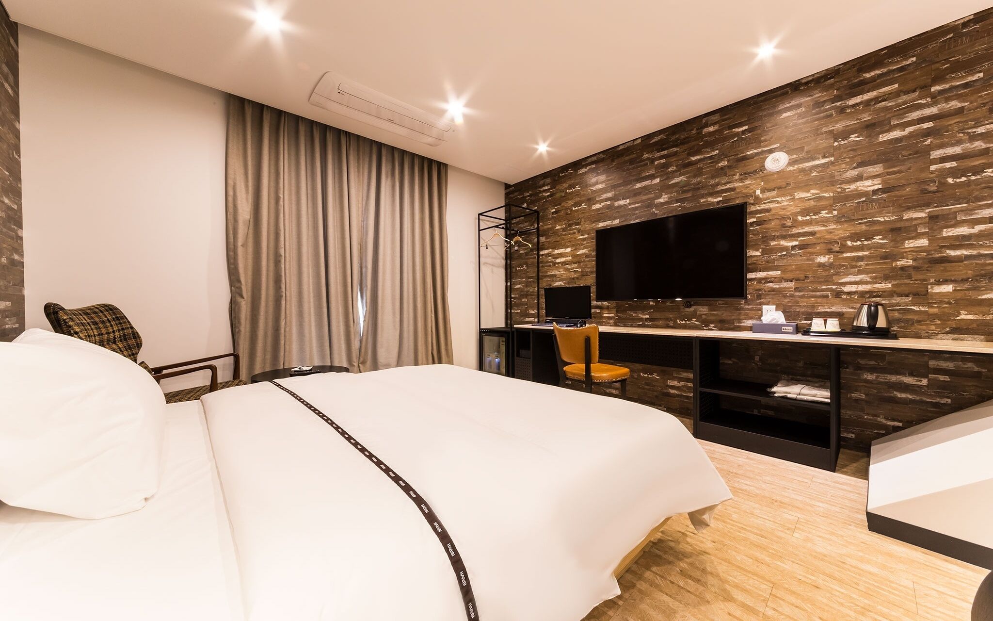Hwaseong Habibi Drive-in Motel