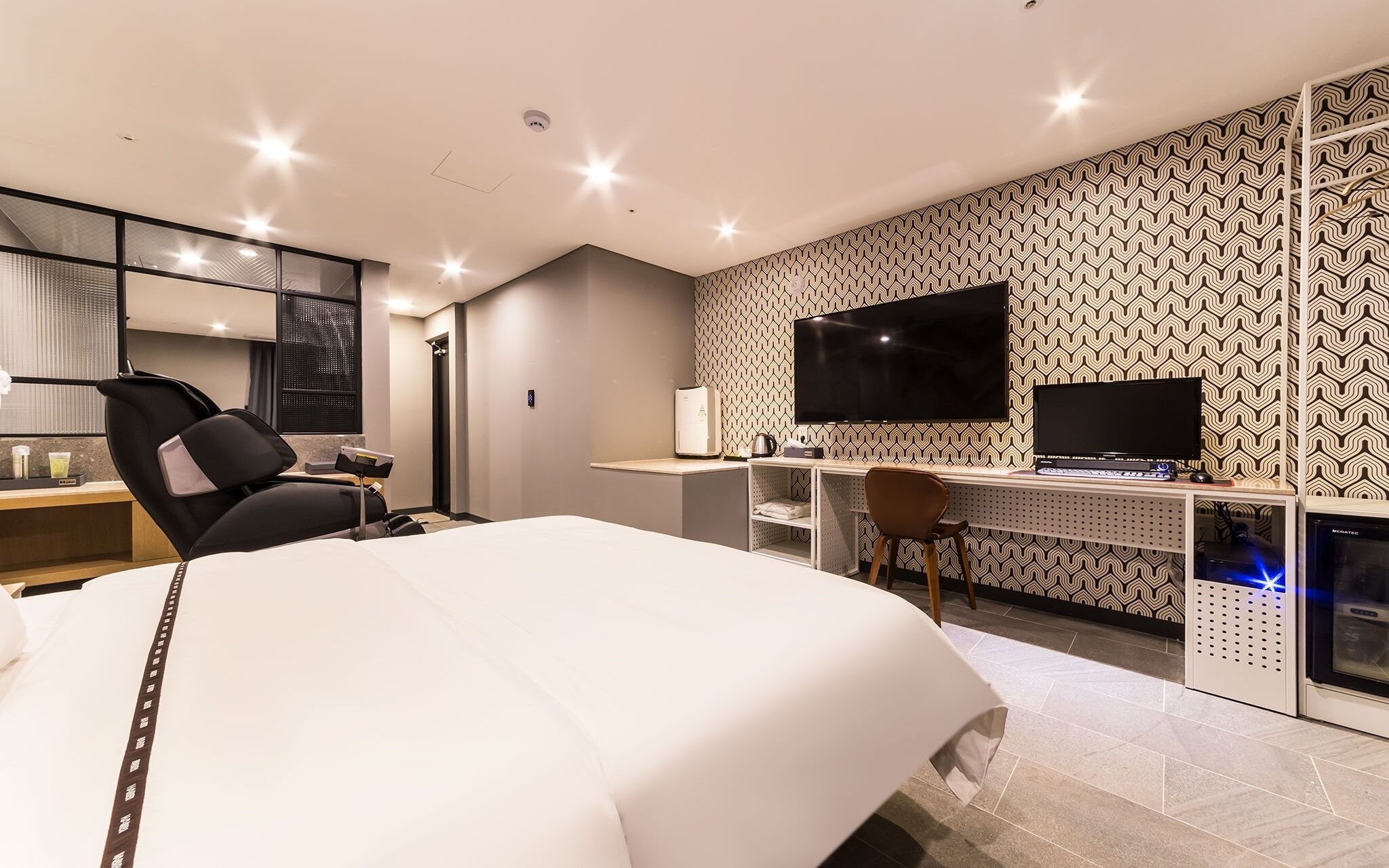 Hwaseong Habibi Drive-in Motel
