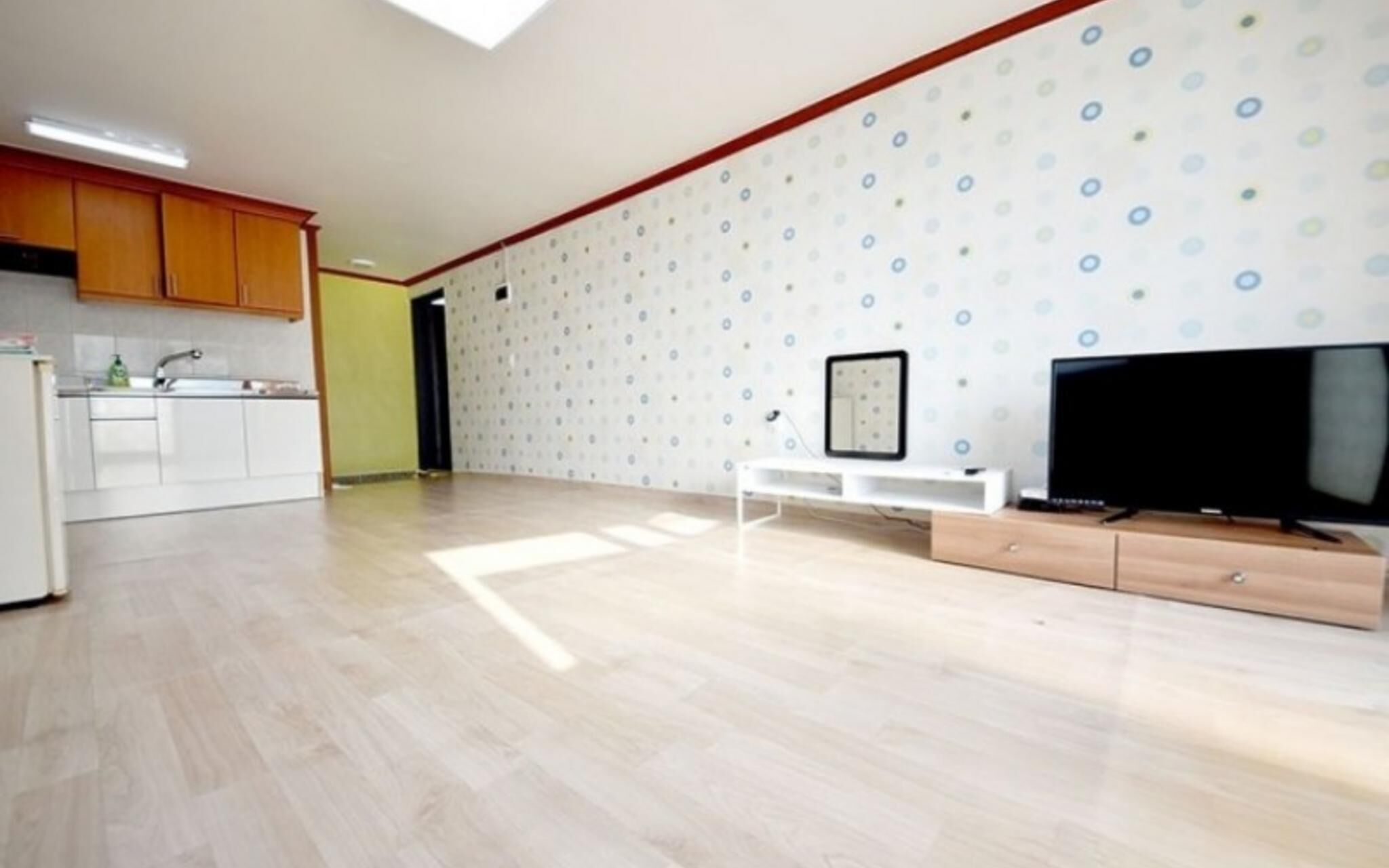 Hwaseong J House Pension