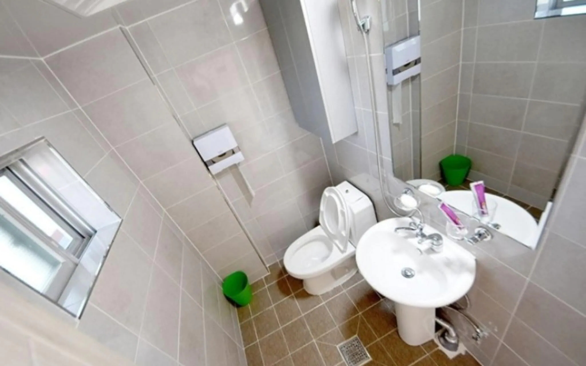 Hwaseong J House Pension