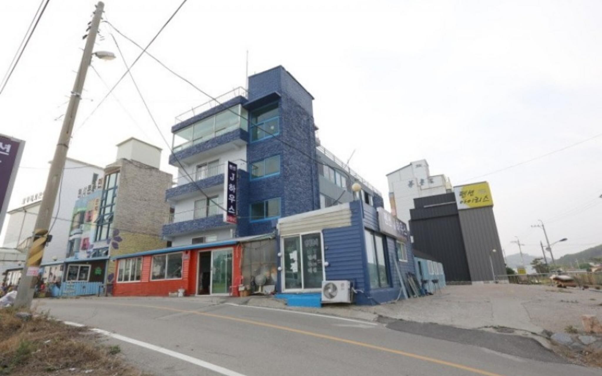 Hwaseong J House Pension