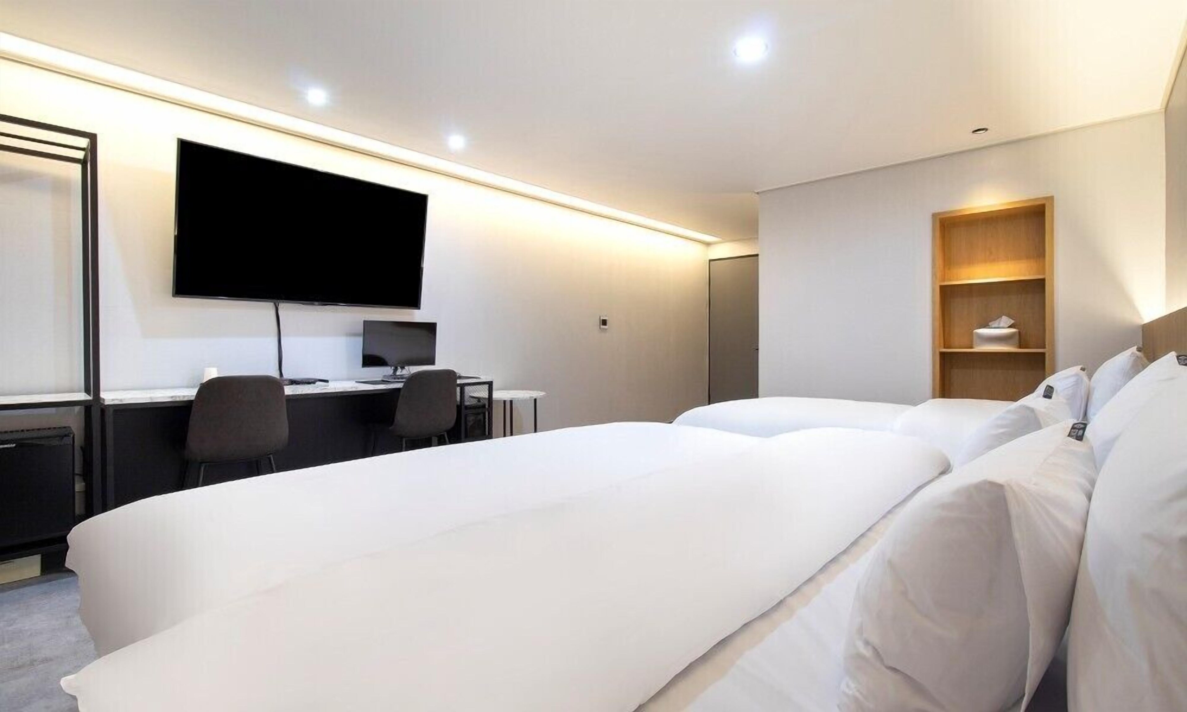 Hwaseong Stay13 Hotel