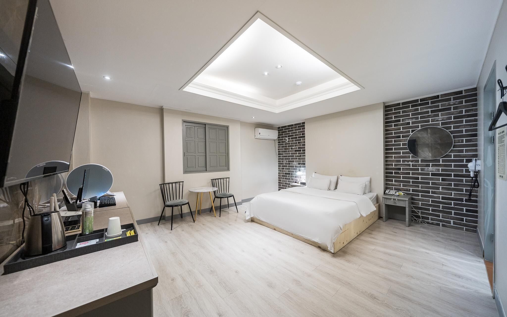 Hwaseong Wolmun Lavender Onchen Hotel