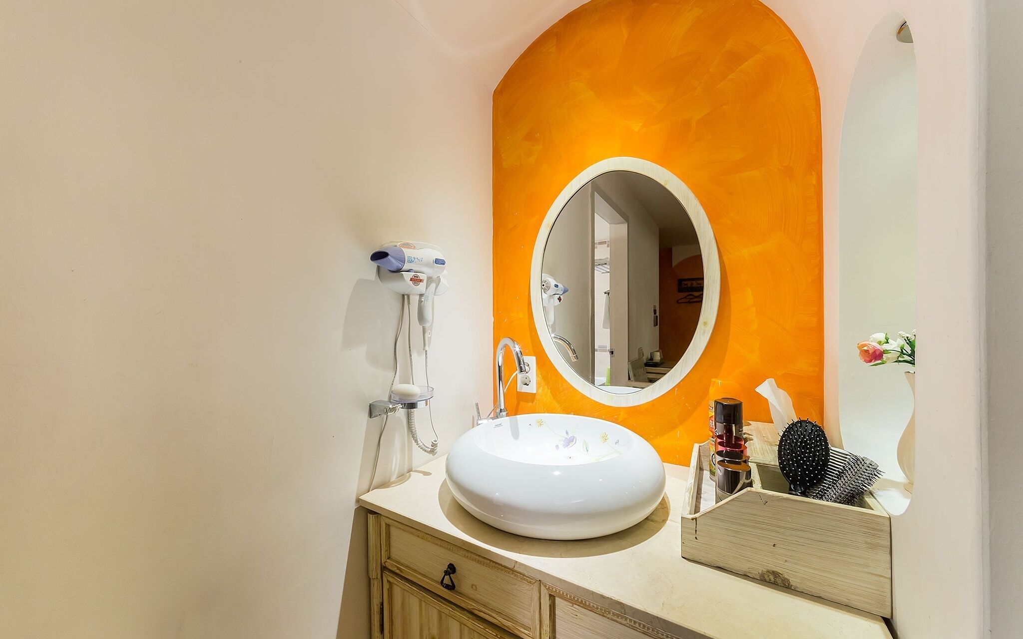 Hwaseong Wolmun Lavender Onchen Hotel
