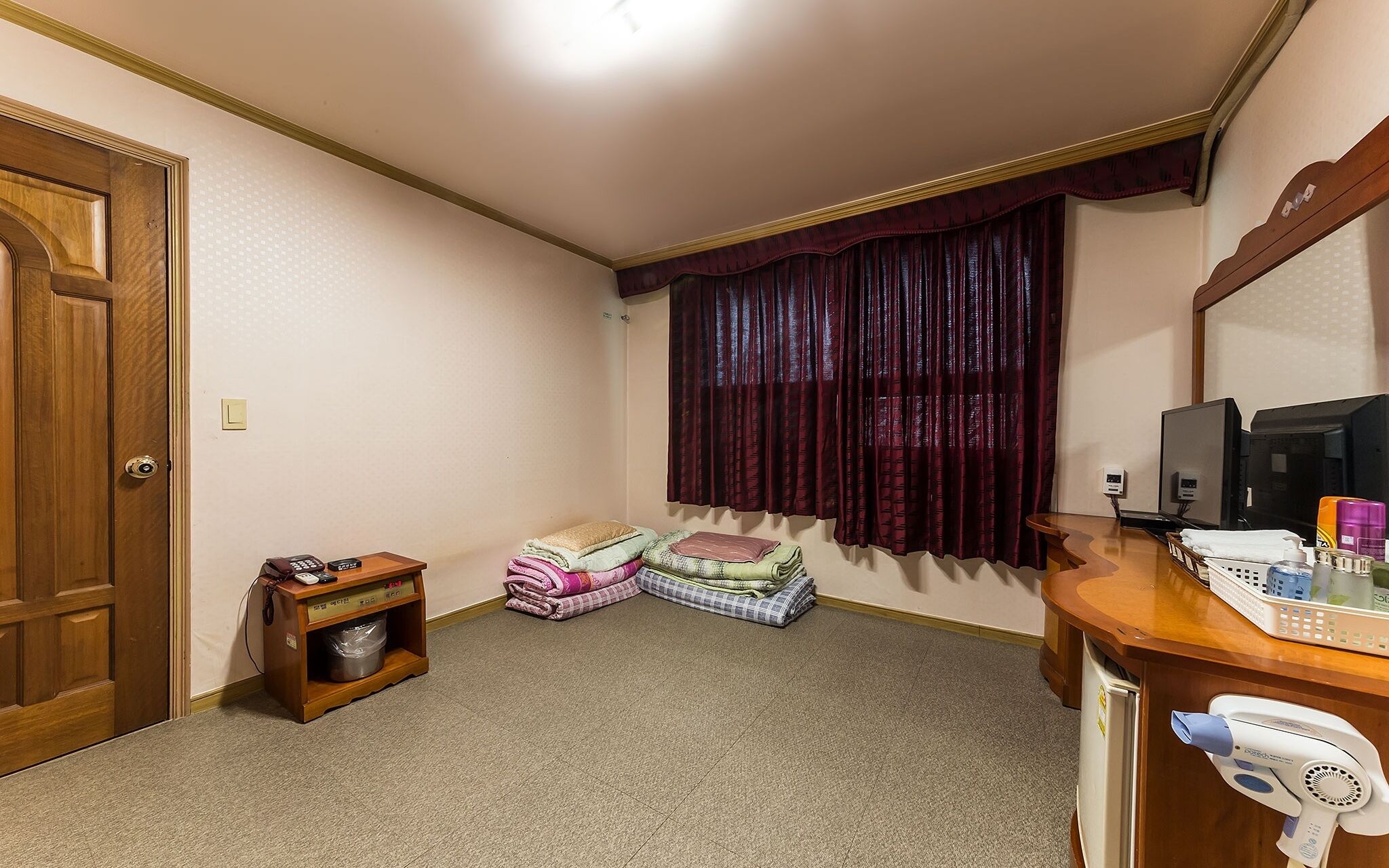 Hwaseong Yedawon Motel