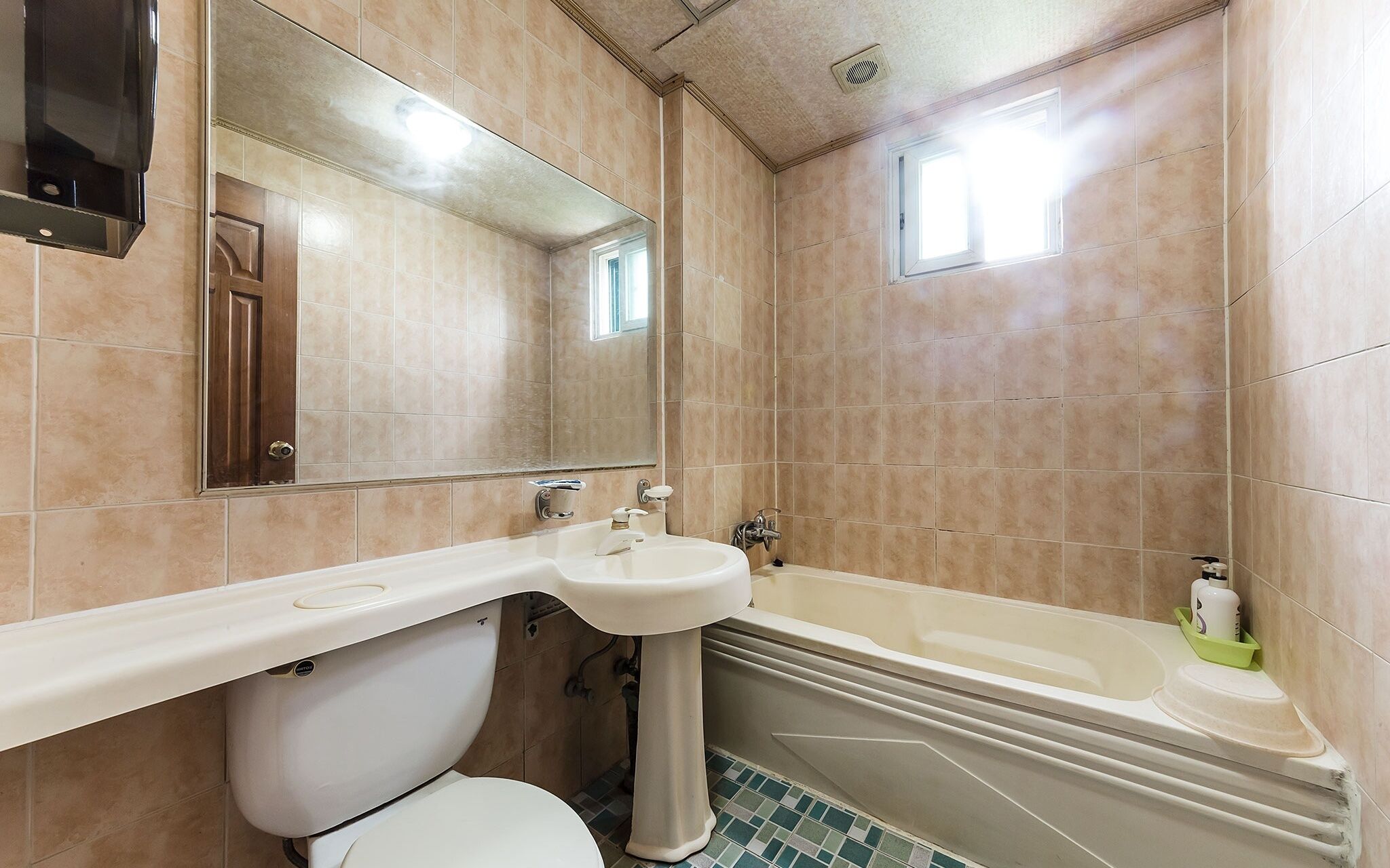 Hwaseong Yedawon Motel