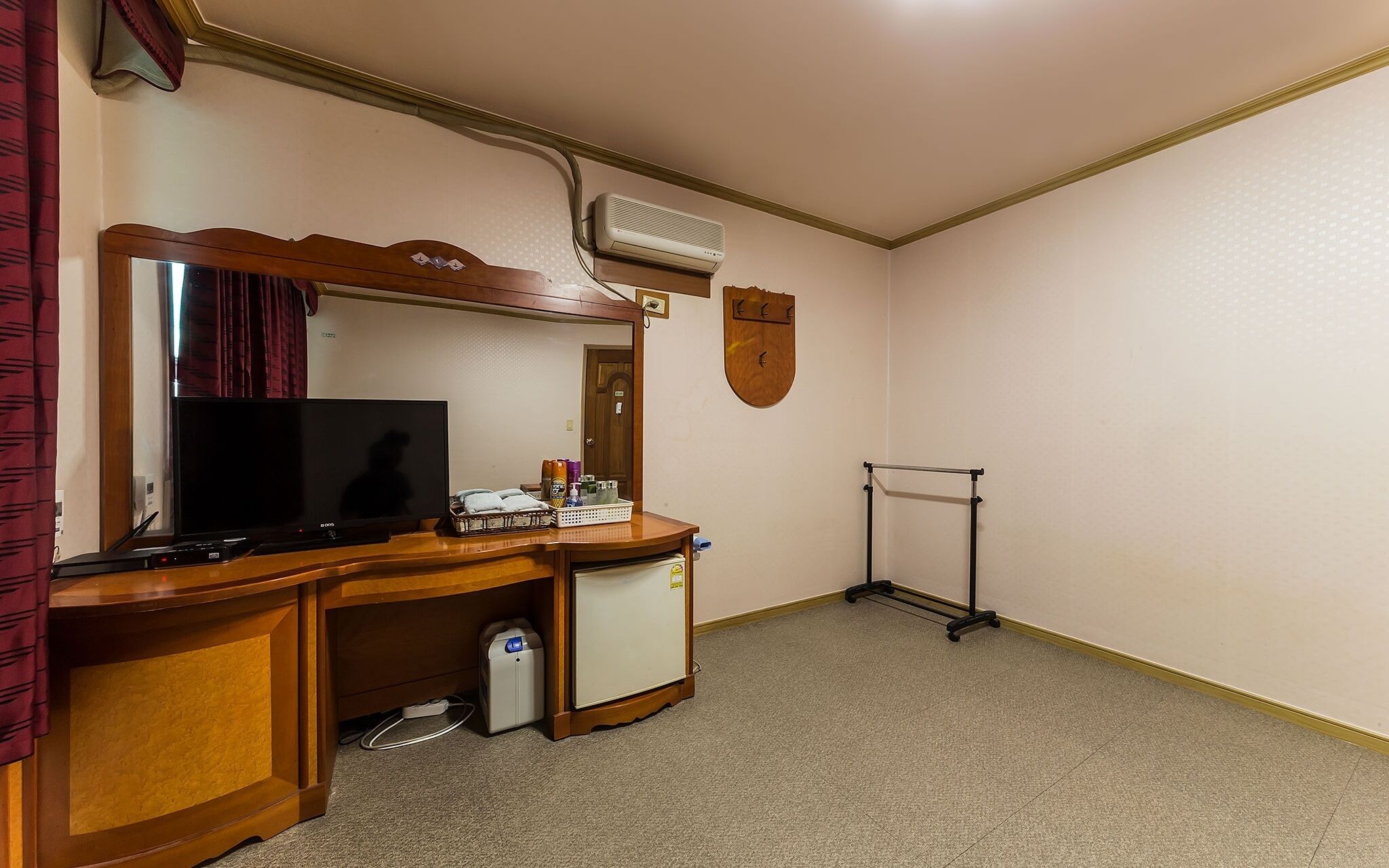 Hwaseong Yedawon Motel