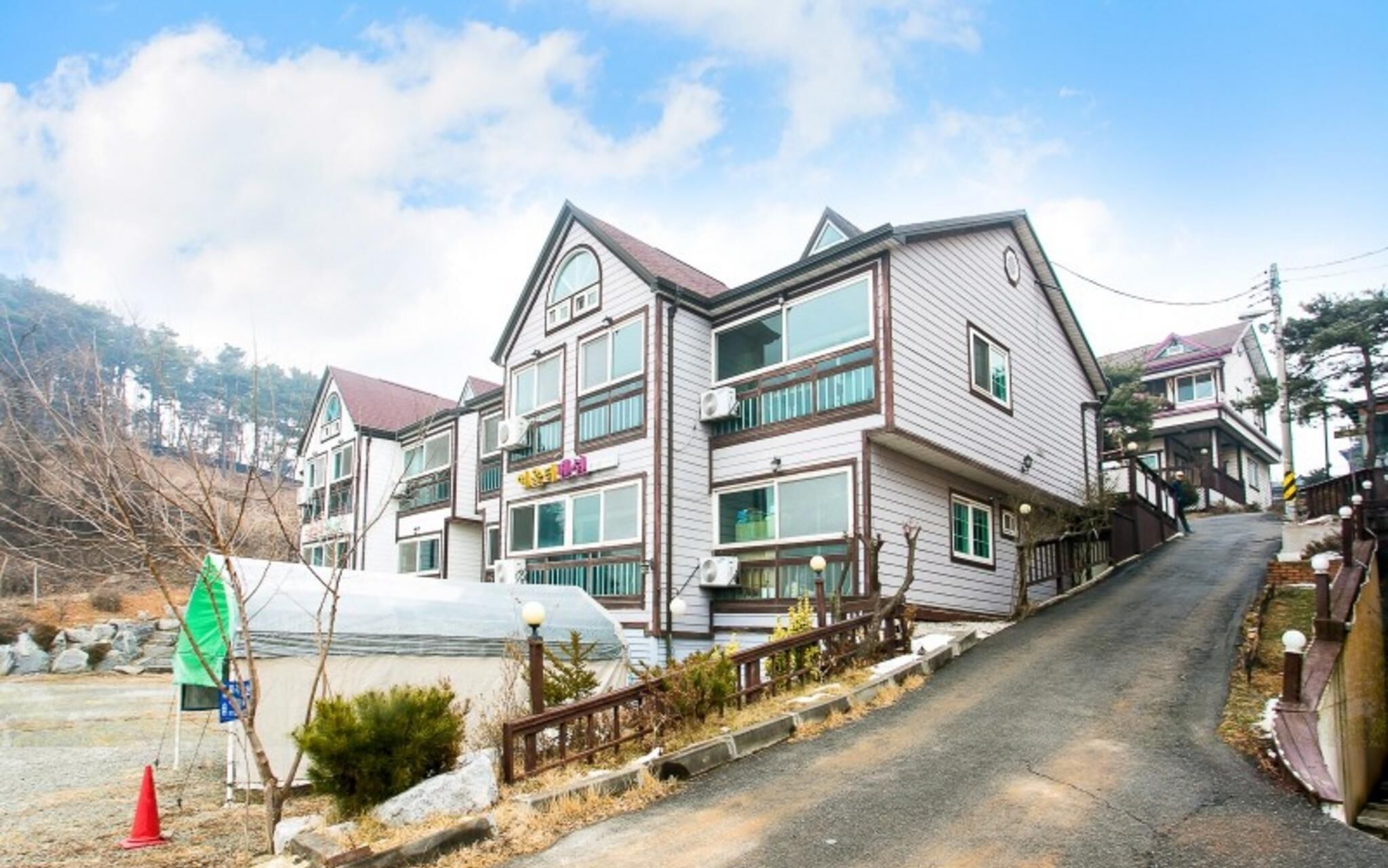 Hwaseong Yeoulteo Pension