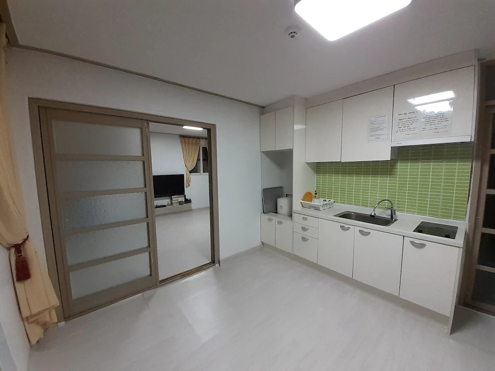 Jebudo Yeonliji Pension