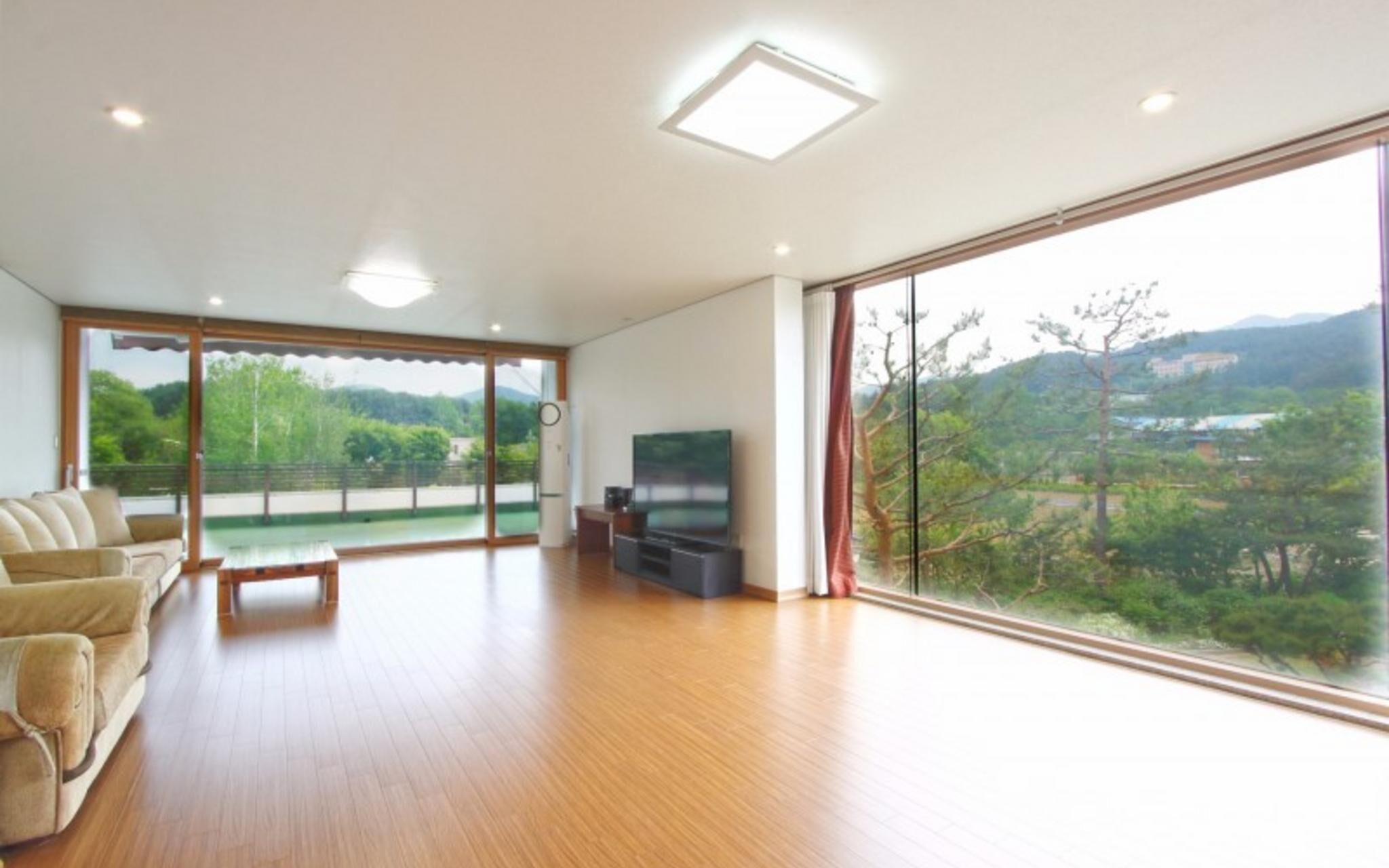 Namyangju Tannenbaum Pension