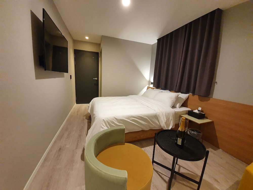 Brown-Dot Hotel Pyeongtaek Songtan
