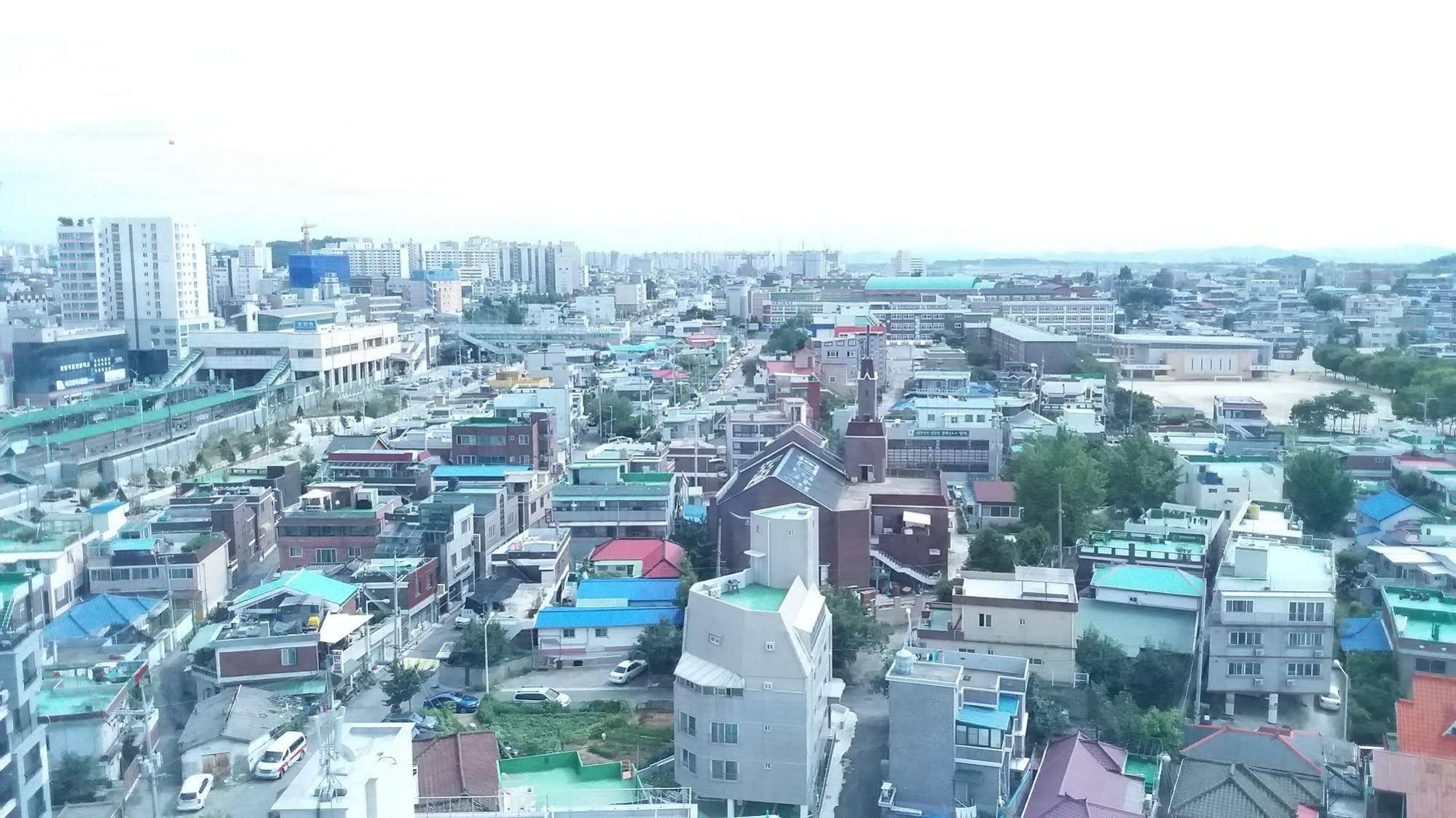 Hilltop Forest Residence