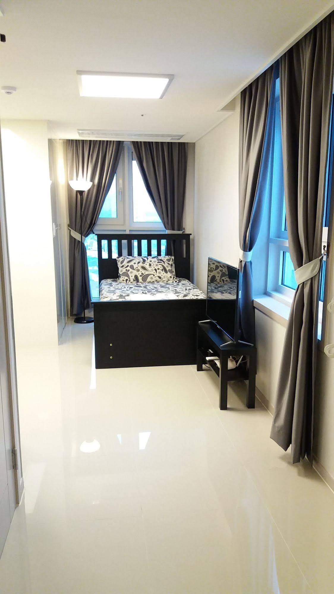 Hilltop Forest Residence