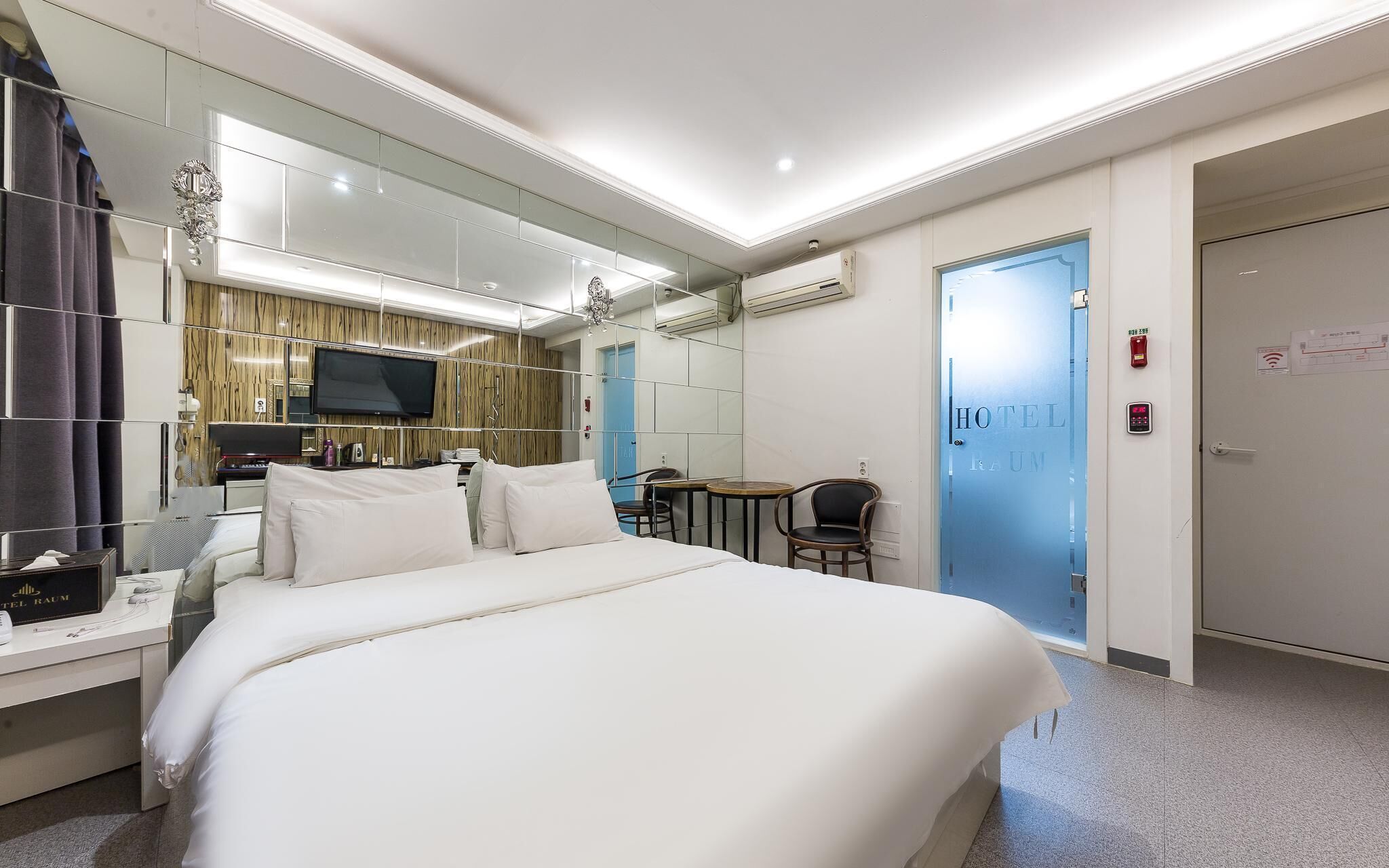 Hotel Raum