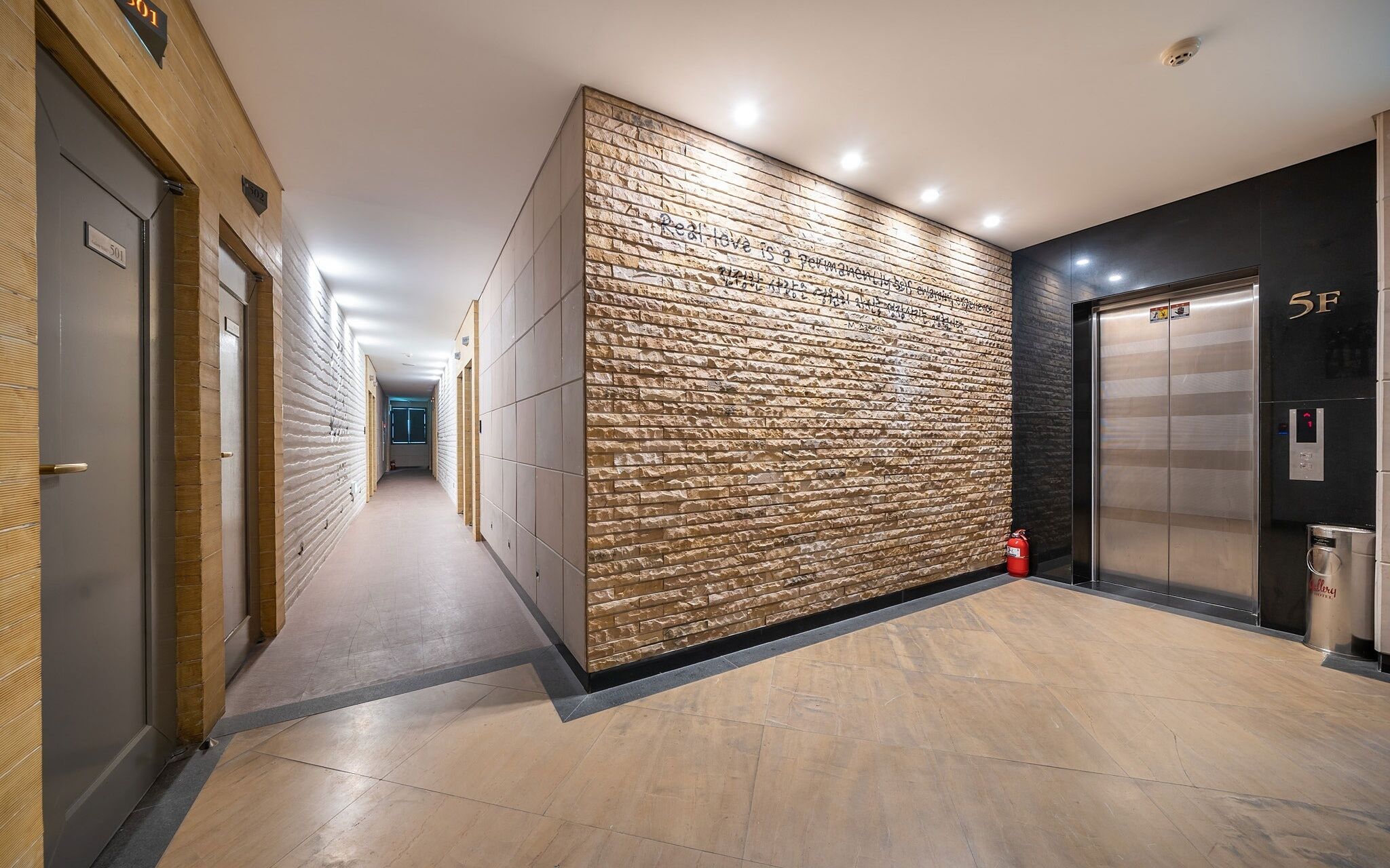 Pyeongtaek Gallery Hotel