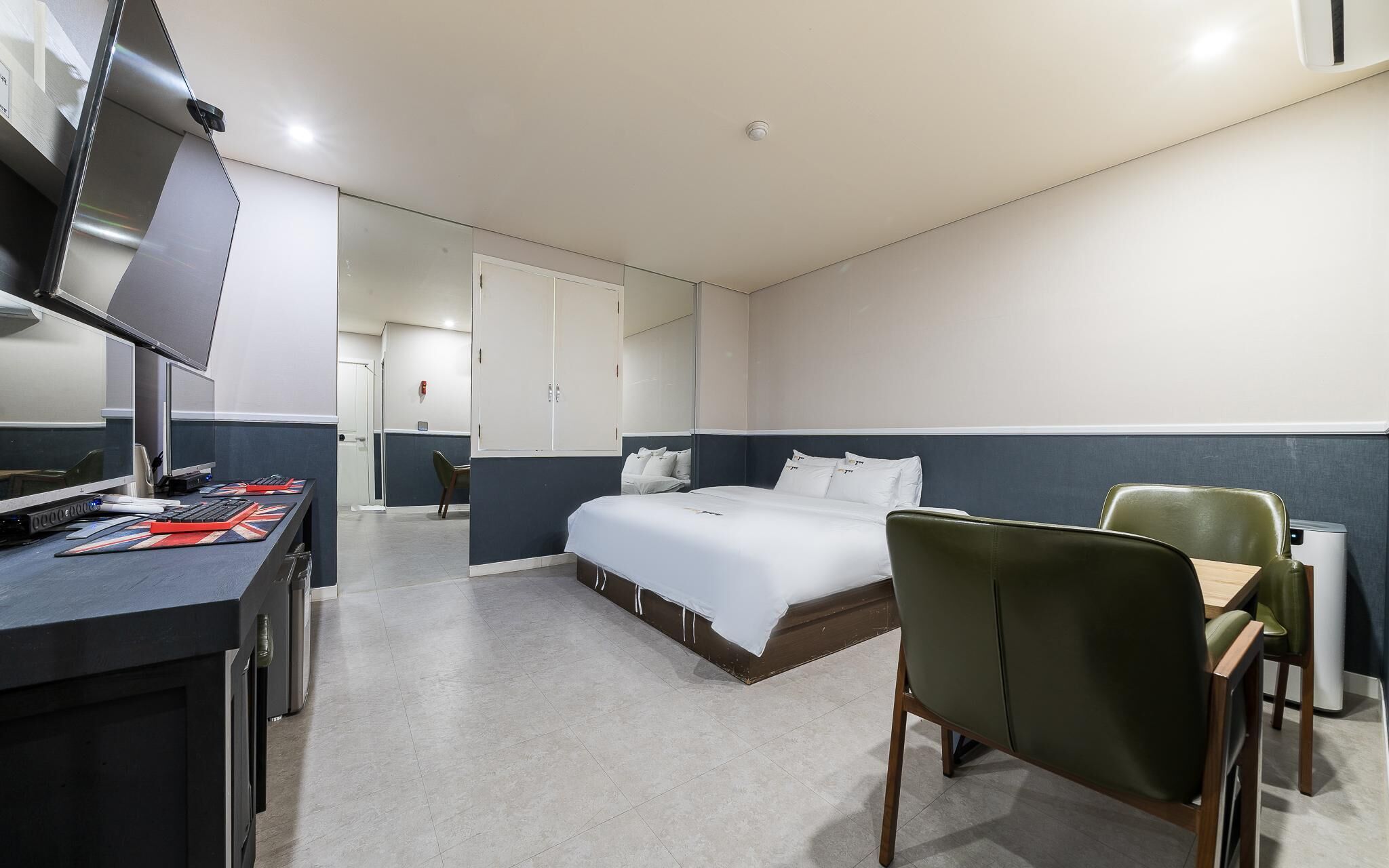 Pyeongtaek Gallery Hotel