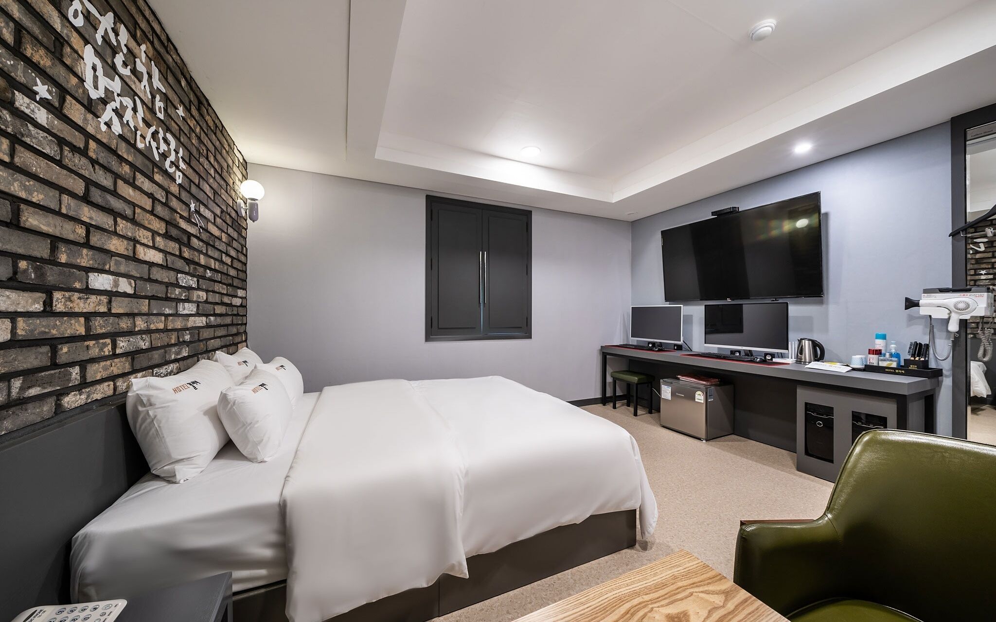 Pyeongtaek Gallery Hotel